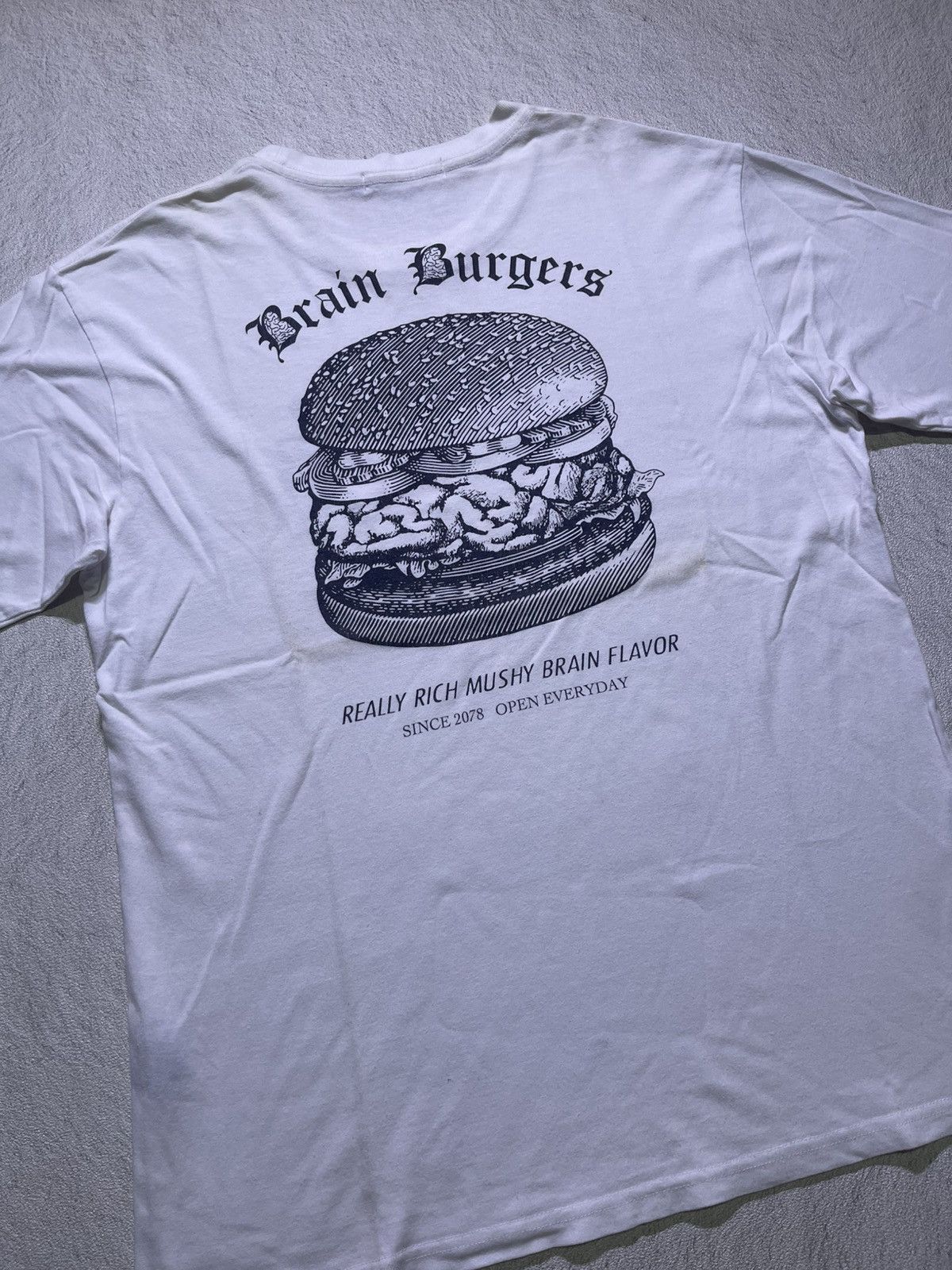 Undercover UNDERCOVER BRAIN BURGERS short sleeve tshirt Size US M / EU 48-50 / 2 - 2 Thumbnail