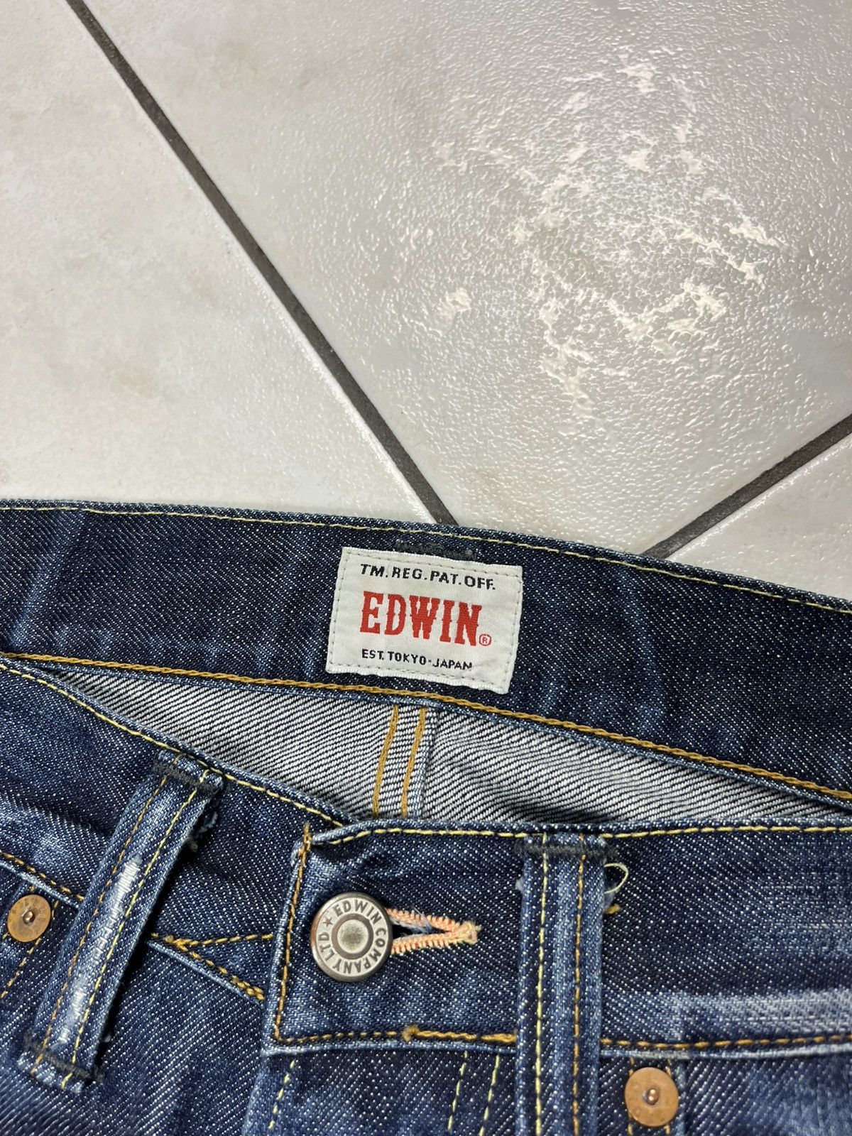 Edwin × Vintage Vintage Edwin ed-47 regular distressed denim washed jeans Size US 30 / EU 46 - 11 Thumbnail