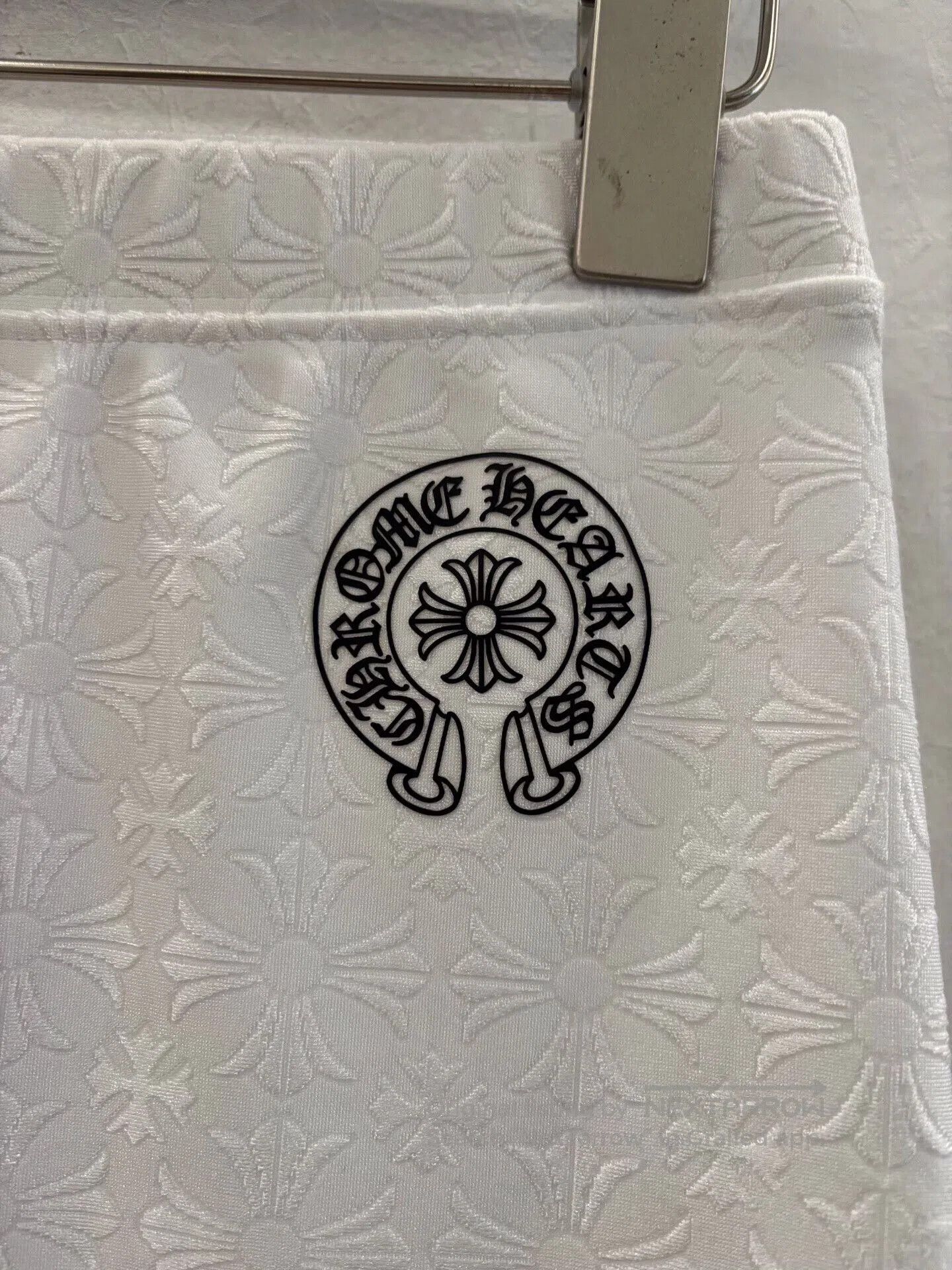 Chrome Hearts Chrome Hearts White Cross Logo Women's Shorts. Size 24" / US 00 / IT 34 - 3 Thumbnail
