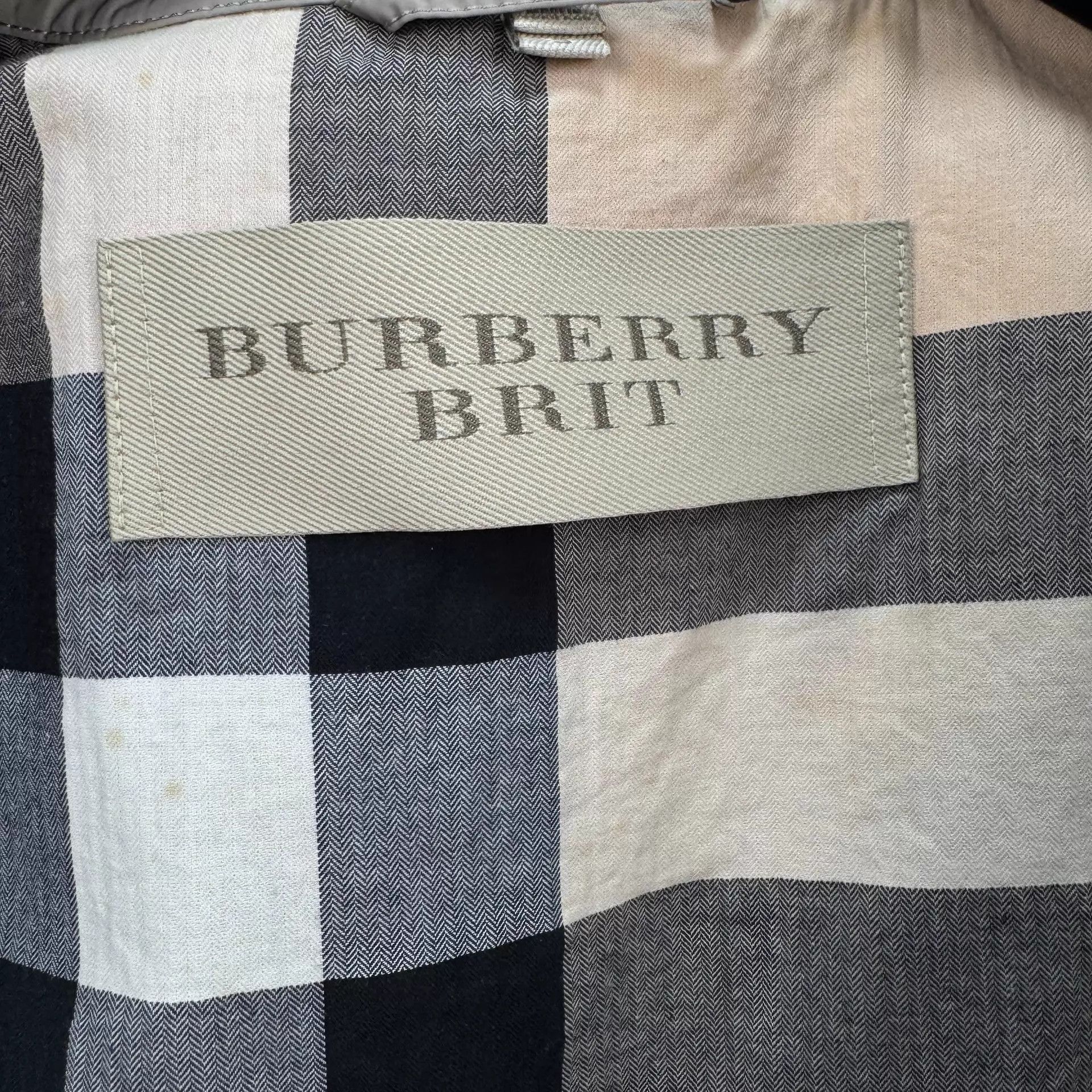 Burberry Burberry Check Zipper Jacket S MINT Size US S / EU 44-46 / 1 - 5 Thumbnail