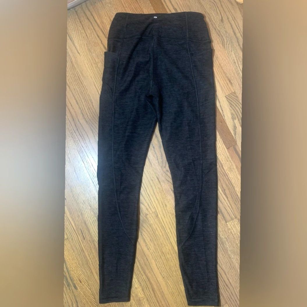 Victoria's Secret Victoria's Secret leggings Women M Gray Ankle Regular size medium long Size 32" / US 10 / IT 46 - 3 Thumbnail