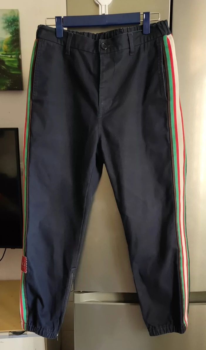 Gucci GucciClassic Logo printed side striped trousers zipper casu Size US 30 / EU 46 - 1 Thumbnail