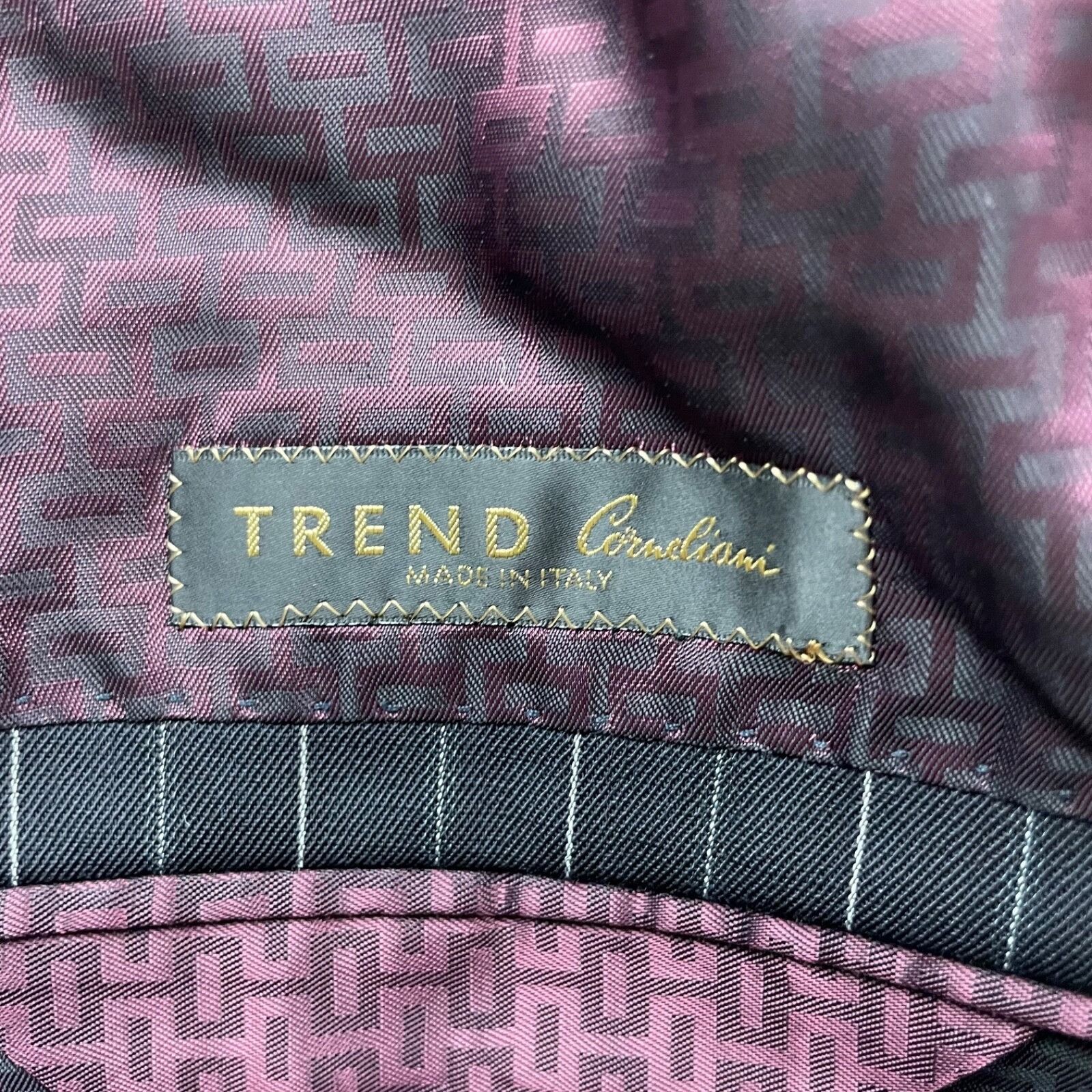 Corneliani Corneliani Trend Men's 2-Button Suit Black Bold Pinstripe • Size 42L - 6 Thumbnail