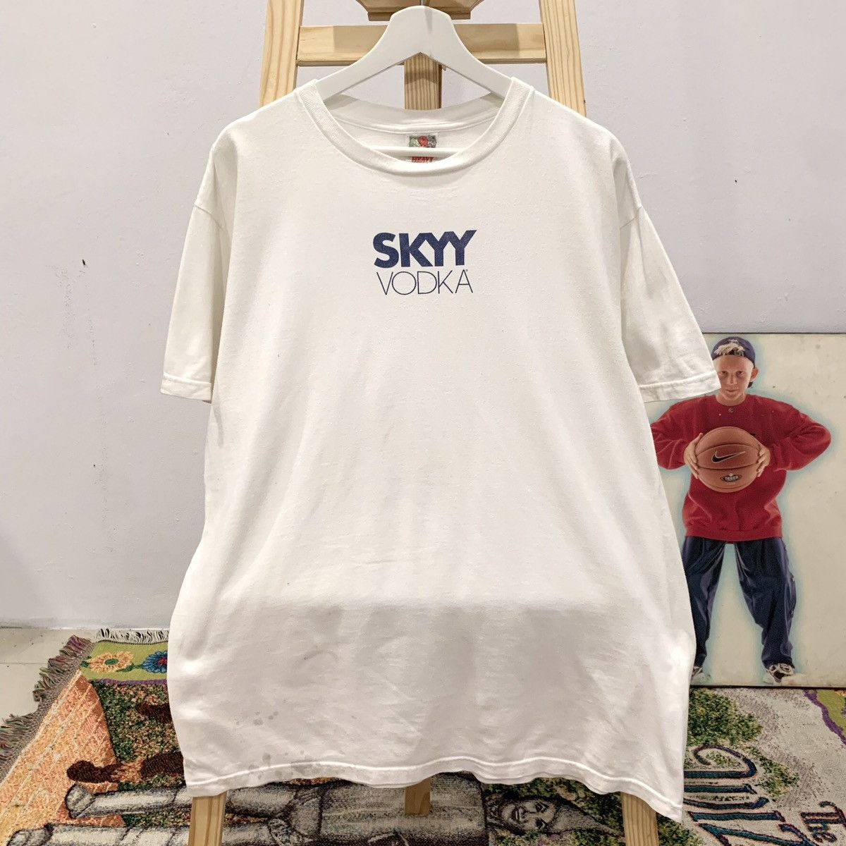 Vintage SKYY Vodka Promo T Shirts Size US XL / EU 56 / 4 - 1 Thumbnail