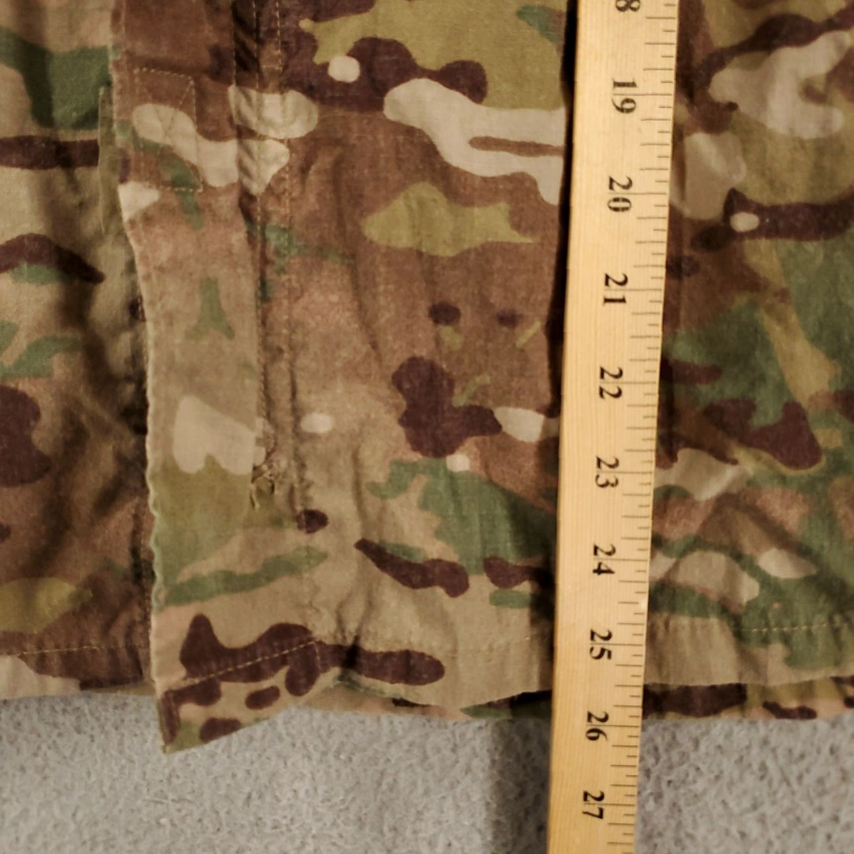 Vintage US Army Jacket Medium X-Short Full Zip Camouflage Military Combat Uniform Coat Size US M / EU 48-50 / 2 - 4 Thumbnail