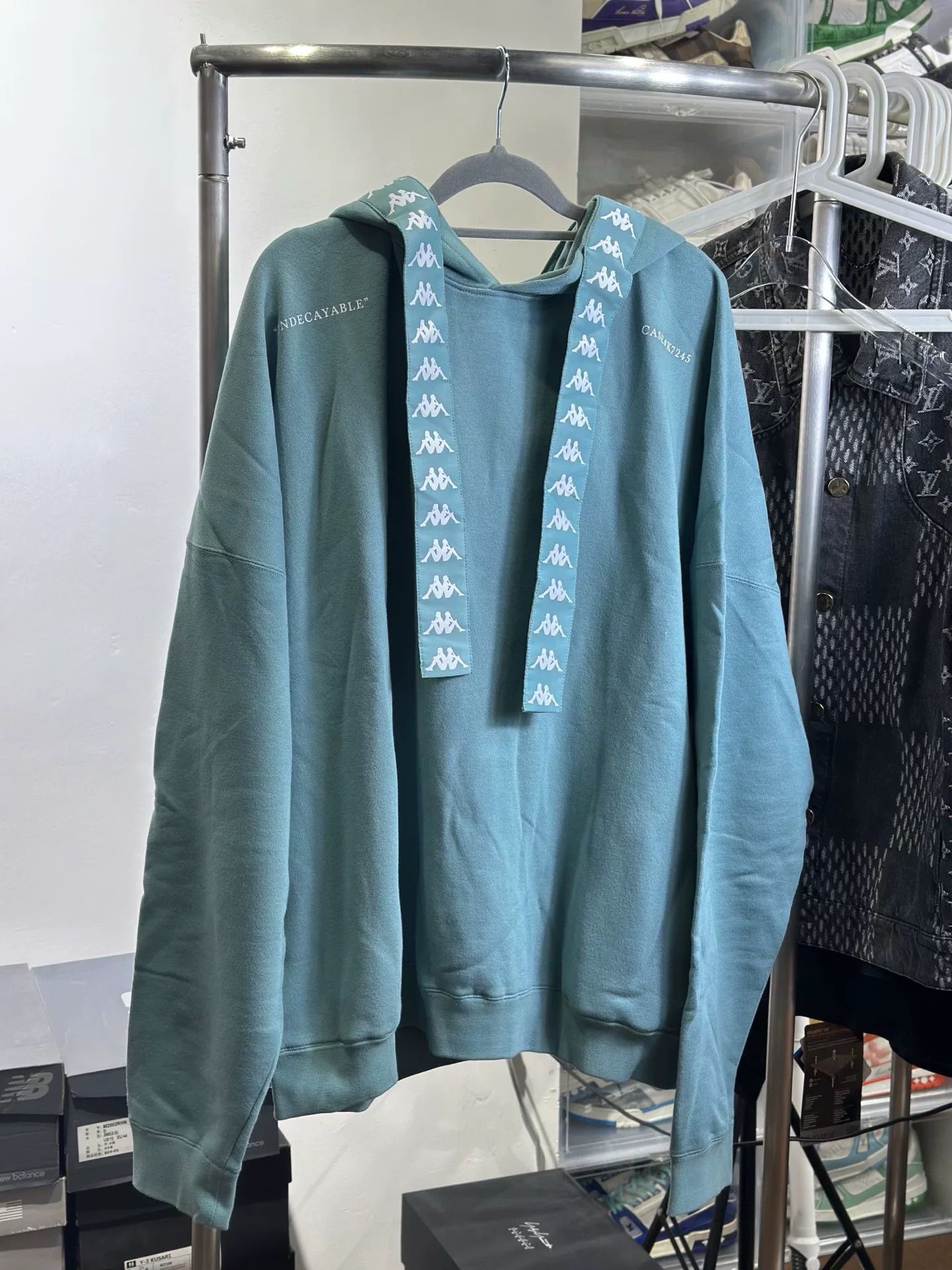 C2H4 C2H4 Collab Hoodie L Men Size US L / EU 52-54 / 3 - 1 Thumbnail
