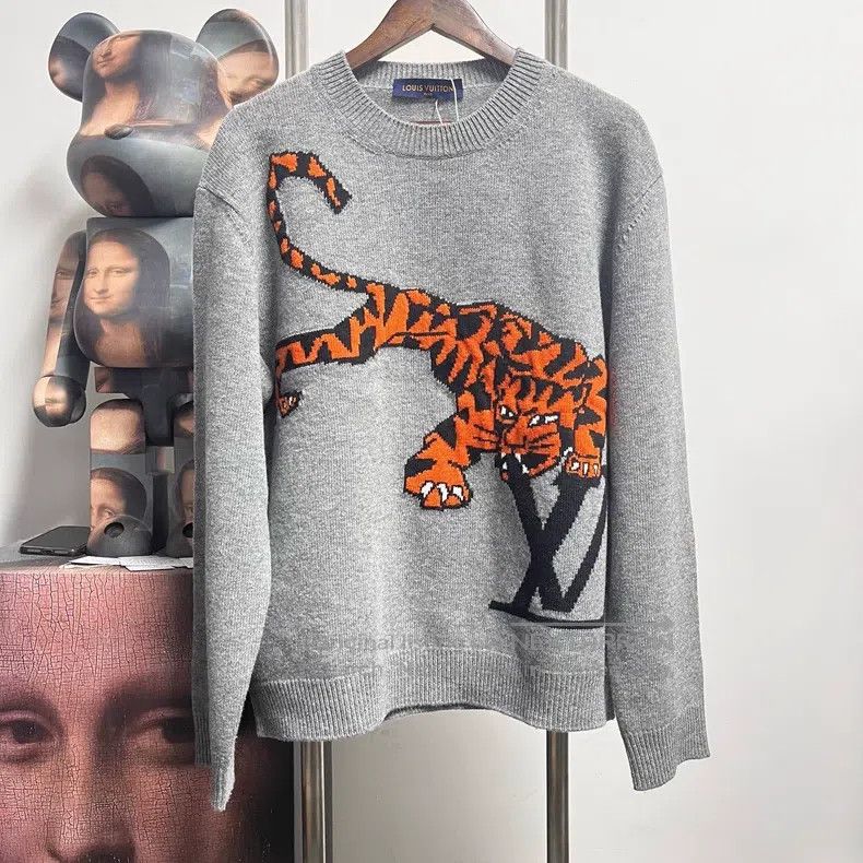 Louis Vuitton Louis Vuitton Year of the Tiger Knit Sweater Size US M / EU 48-50 / 2 - 1 Thumbnail