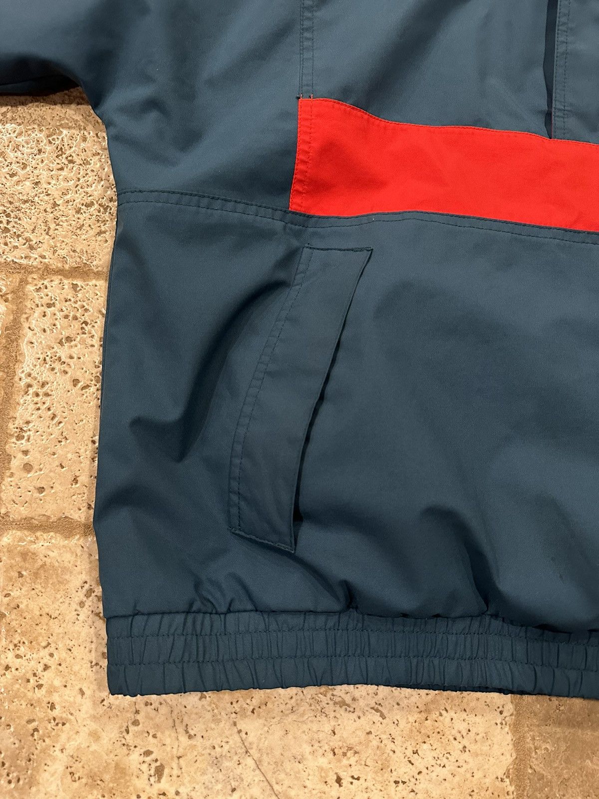 Eddie Bauer × Vintage Vintage Eddie Bauer 90s Windbreaker Anorak Raincoat Jacket Size US L / EU 52-54 / 3 - 7 Thumbnail