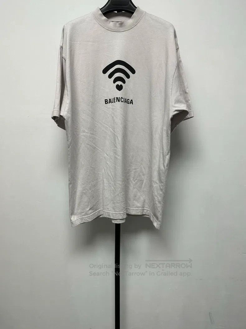 Balenciaga Balenciaga Letter Printed Short Sleeve Crewneck Top Size US XS / EU 42 / 0 - 1 Thumbnail