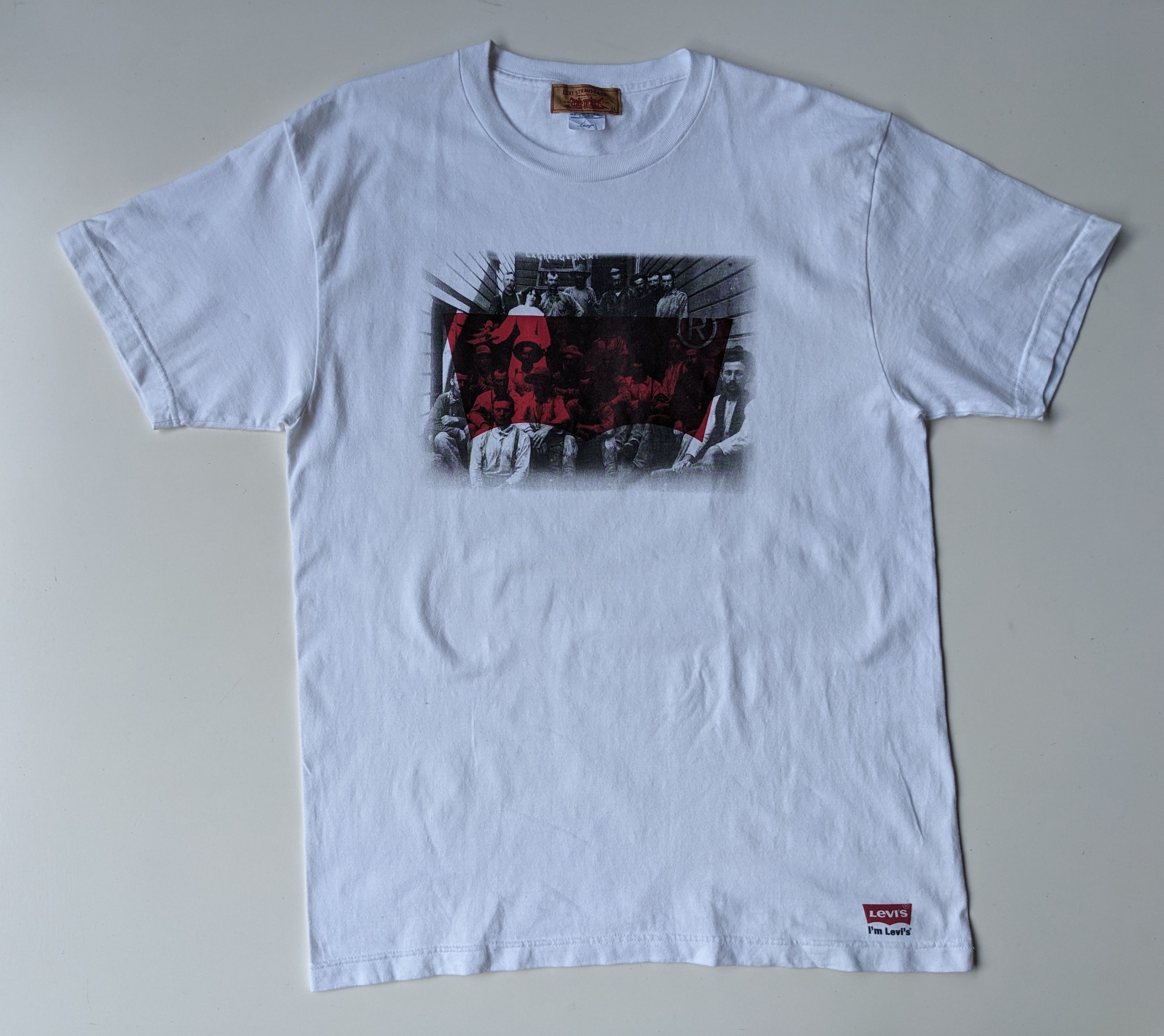 Levi's Vintage Clothing Vintage Levi's photo print batwing logo Size US L / EU 52-54 / 3 - 1 Thumbnail