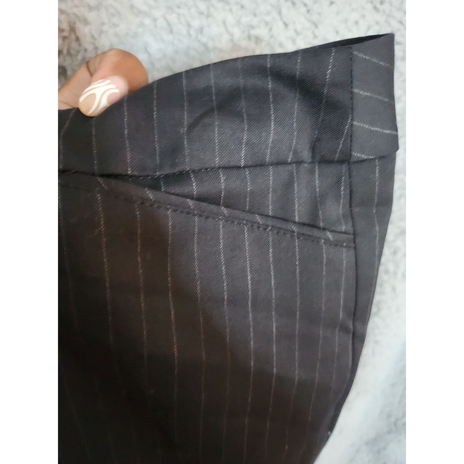 White House Black Market NWT WHBM 6R Pin Stripe Fashion Boot Trousers Orig Price $98 Size 28" / US 6 / IT 42 - 4 Thumbnail