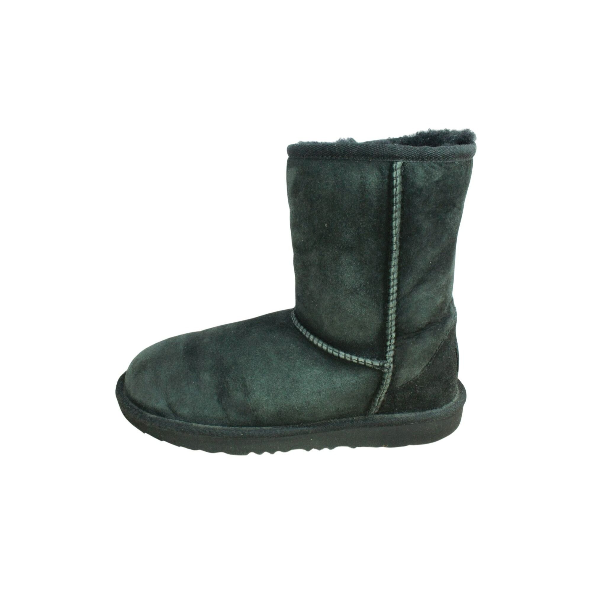 Ugg UGG Classic Short II Women's Shearling Winter Boots Size US 5 / IT 35 - 1 Thumbnail