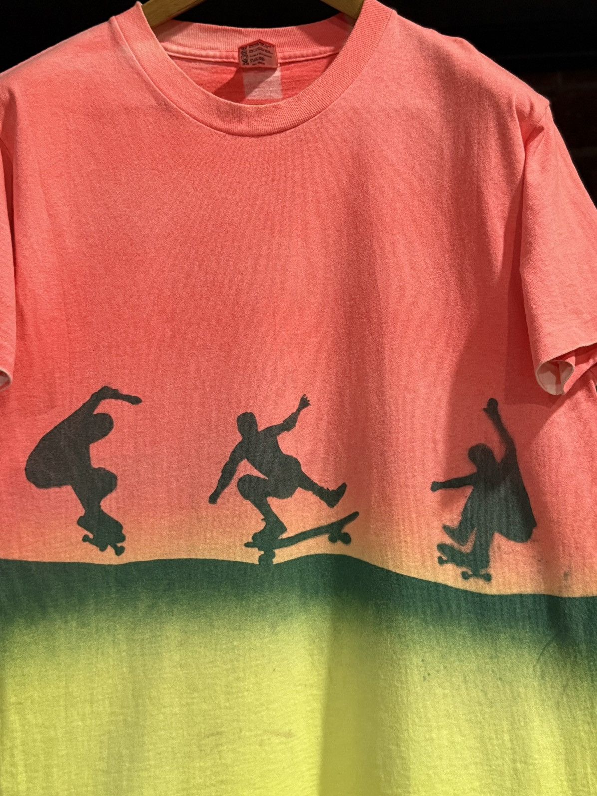 Anvil × Vintage Vintage 90s Skateboard Single Stitch By Anvil Tee Size US L / EU 52-54 / 3 - 2 Thumbnail