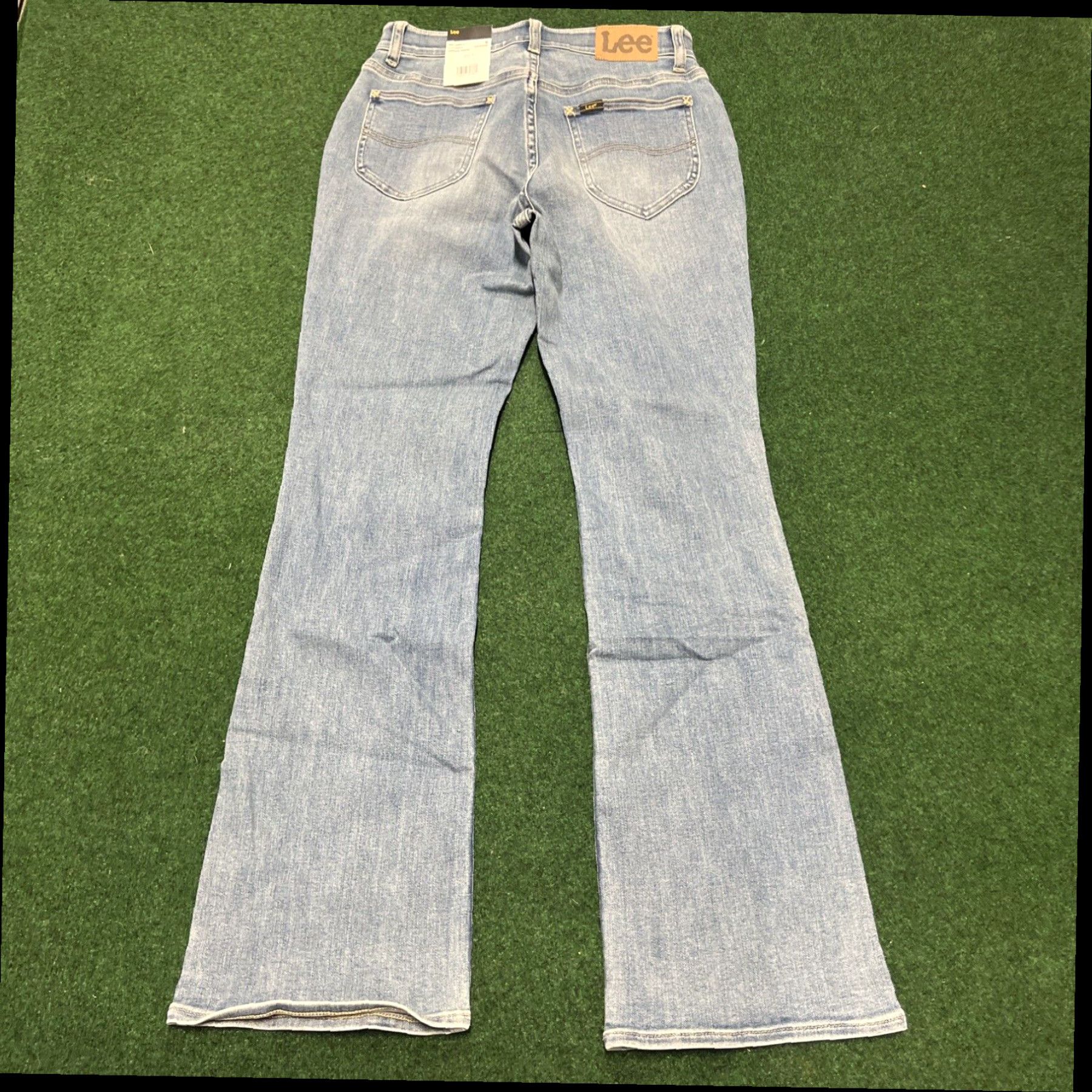 Lee NEW Lee Women Size 6 M Regular Fit Mid Rise Paradise Dream Blue Jeans Size 28" / US 6 / IT 42 - 1 Thumbnail