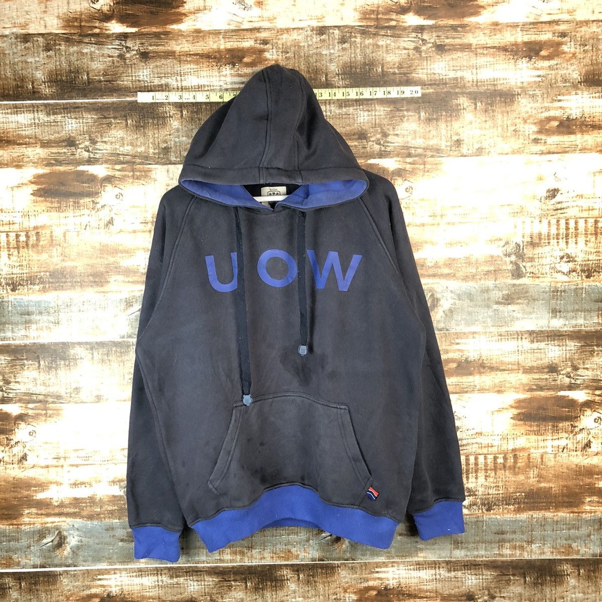 Japanese Brand UOW Black sweatshirt Hoodie #A2030 Size US L / EU 52-54 / 3 - 1 Thumbnail