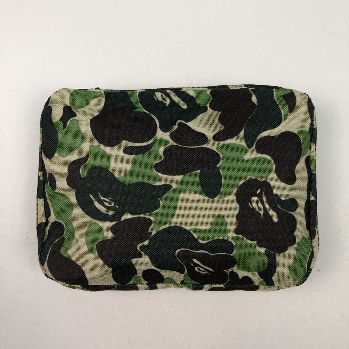 Bape A BATHING APE MEGAZINE BAPE TOILETRIES BAG Size ONE SIZE - 1 Thumbnail