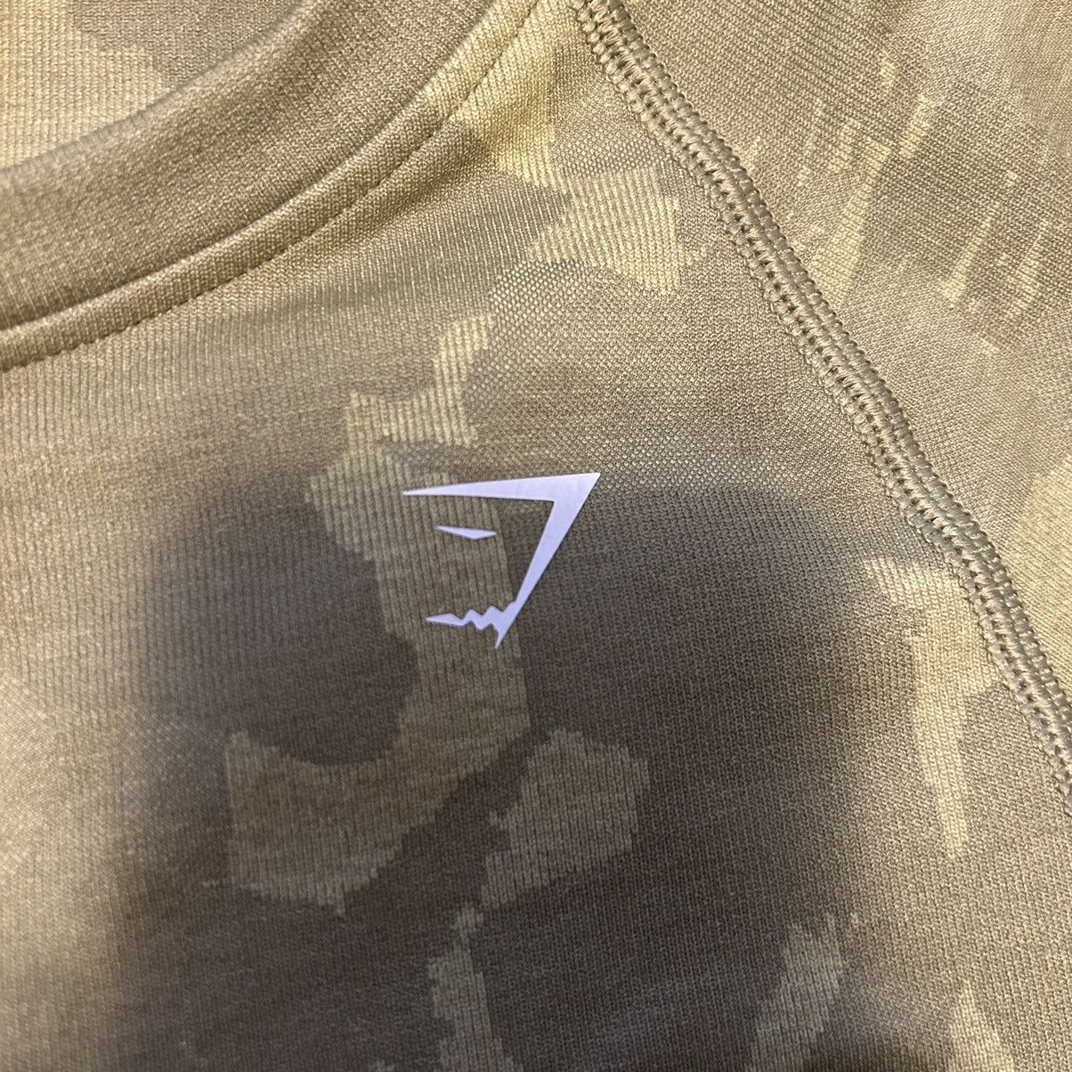 Gymshark Adapt Camo Seamless Long Sleeve Crop Top Size L / US 10 / IT 46 - 4 Thumbnail