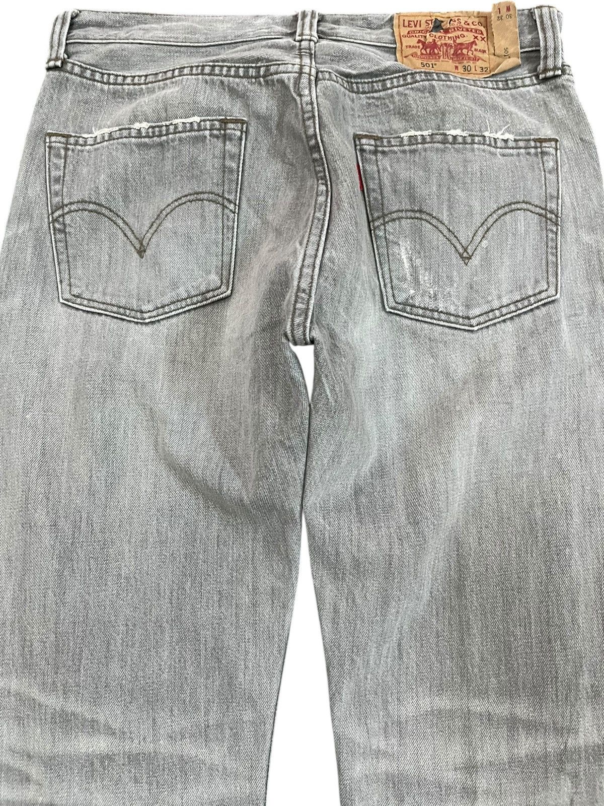 Levi's × Levi's Vintage Clothing Vintage Levi’s 501 Faded Distressed Denim Size US 30 / EU 46 - 6 Thumbnail