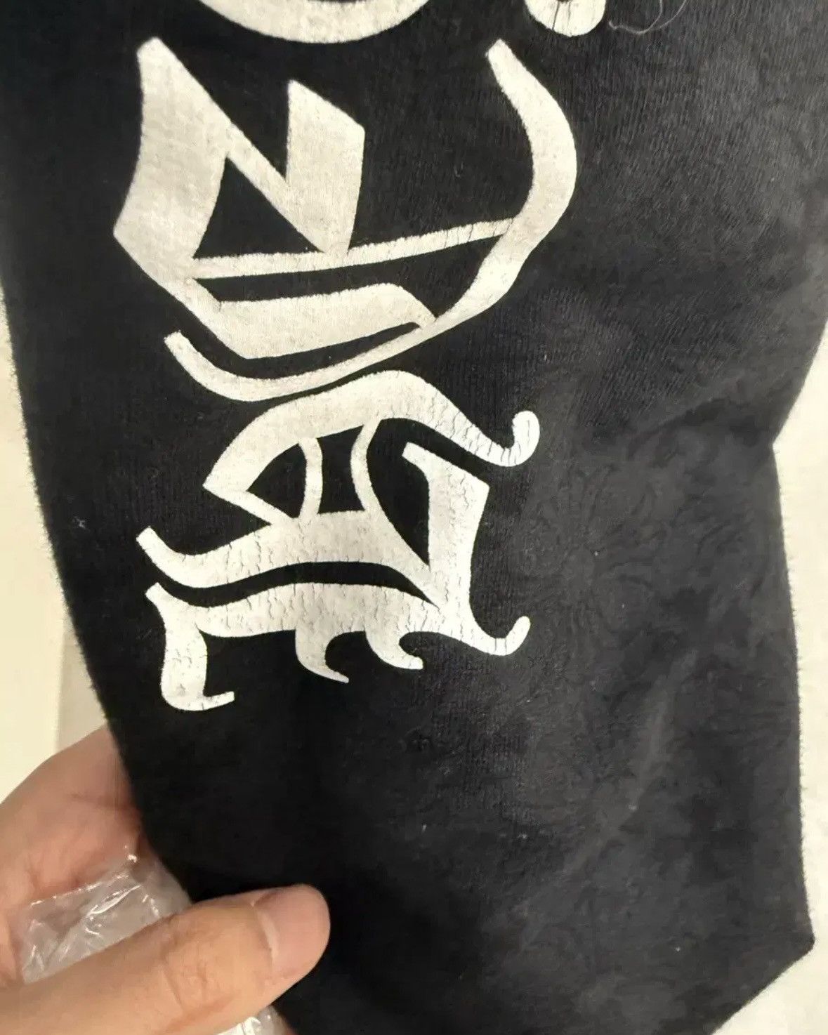 Chrome Hearts Monogram Horseshoe Vertical Logo Hoodie Size US M / EU 48-50 / 2 - 3 Thumbnail