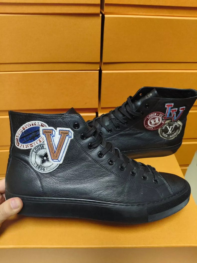 Louis Vuitton louis vuitton embroidered high-top sneakers-dmc Size US 9 / EU 42 - 1 Thumbnail