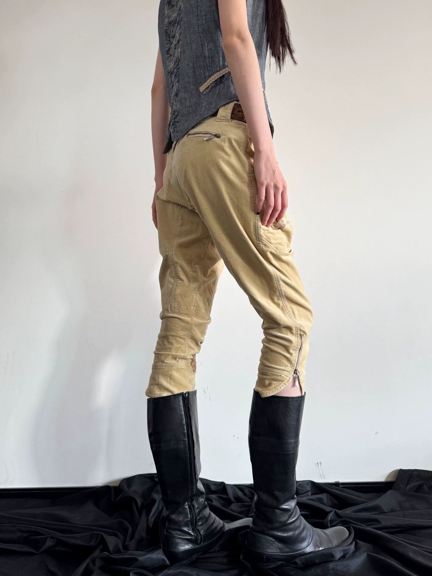 Vintage Italian Brand Vintage Velvet Beaded Cropped Pants Size 25" / US 0 / IT 36 - 6 Thumbnail