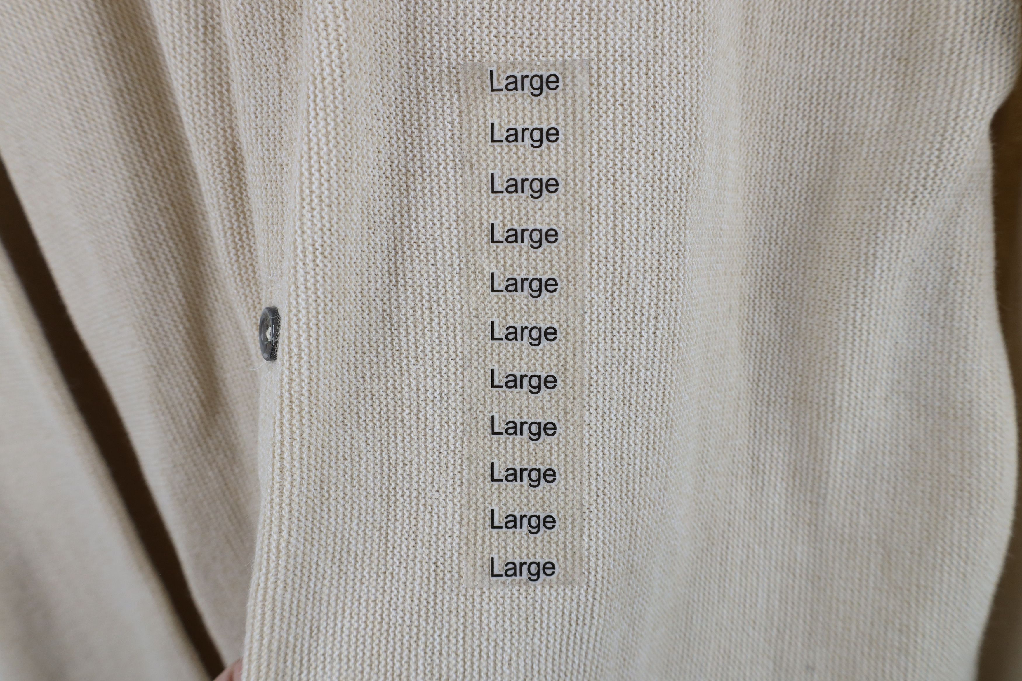 Vintage Deadstock Vintage 90s Streetwear Cardigan Sweater Beige USA Size US L / EU 52-54 / 3 - 4 Thumbnail