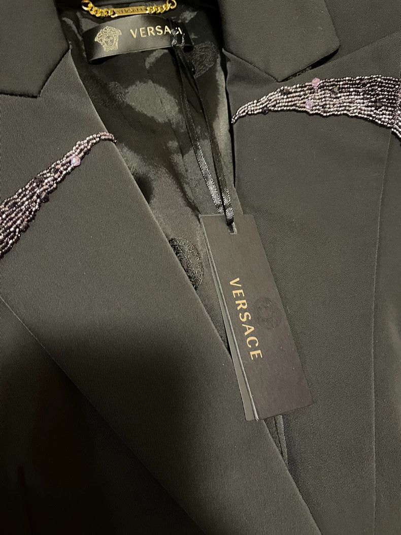 Versace Versace Medusa buttoned up a black suit Size M / US 6-8 / IT 42-44 - 3 Thumbnail
