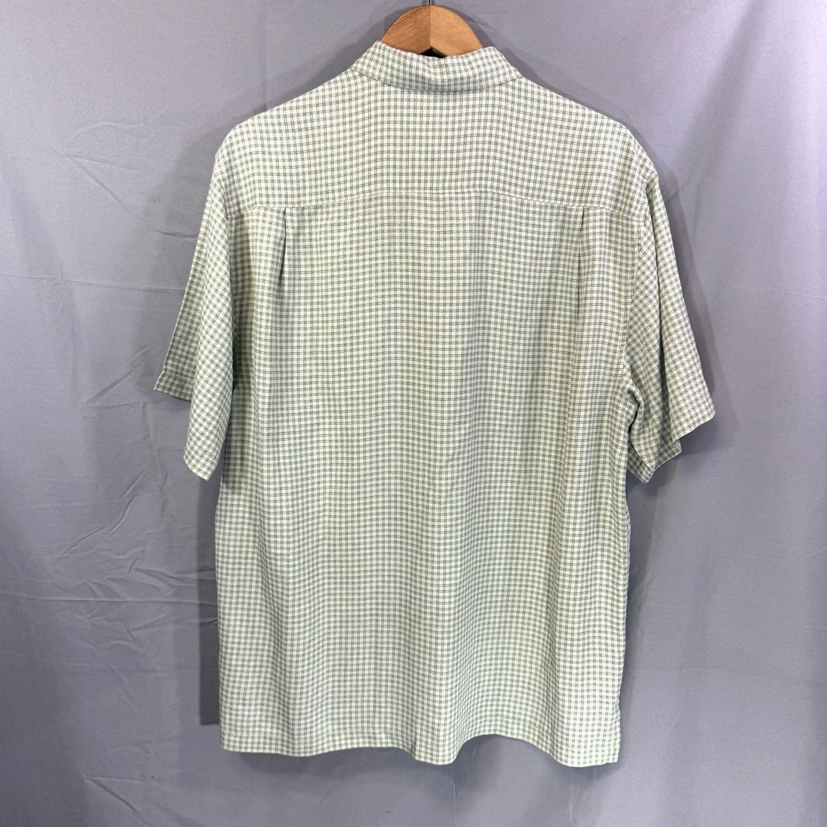 Tommy Bahama Tommy Bahama Shirt Mens Large Green Blue Plaid Silk Button-Up Short Sleeve Pocketed Breathable Lightweight Casual Resort Wear Mens Size US L / EU 52-54 / 3 - 2 Thumbnail