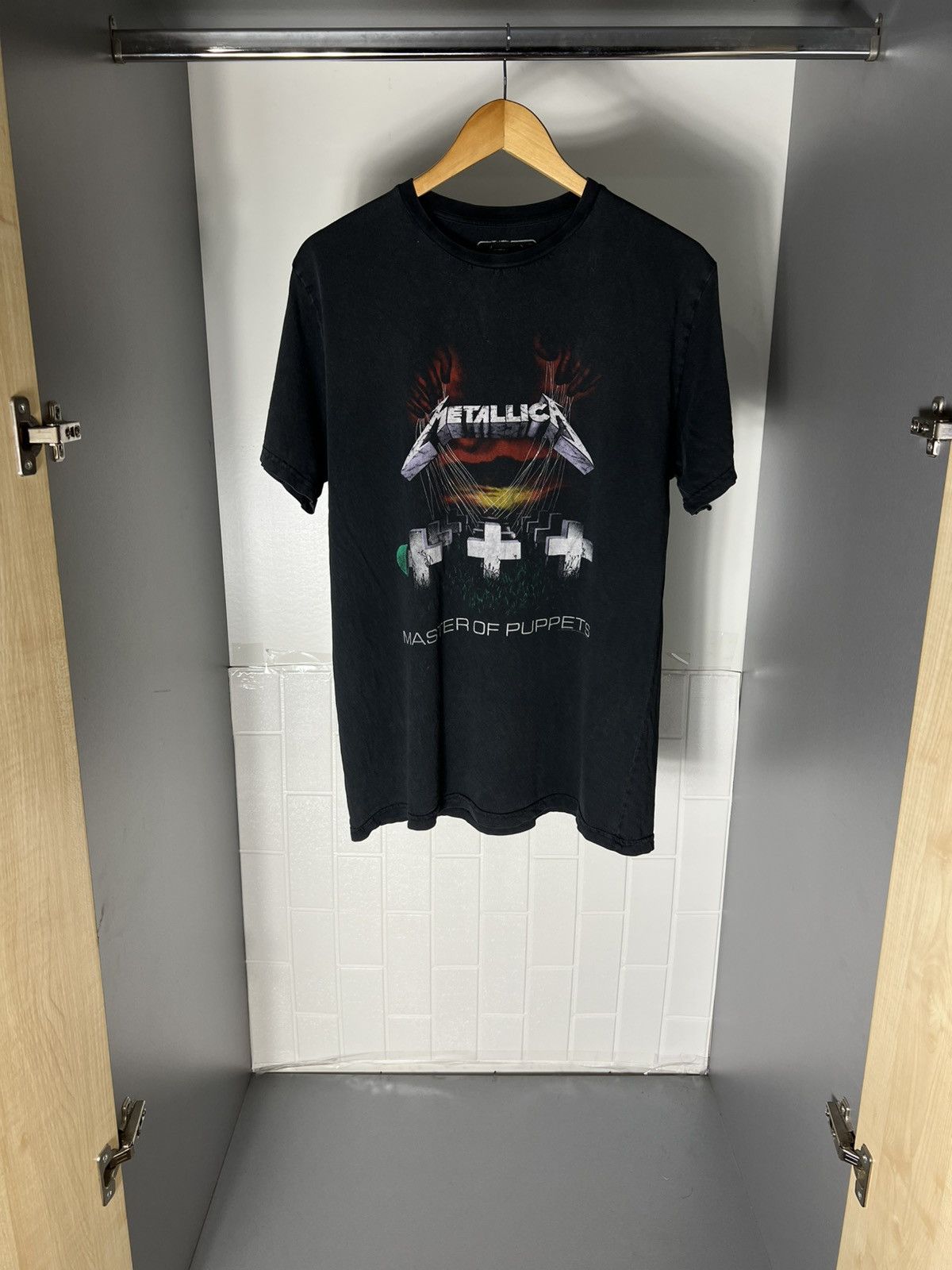 Band Tees VINTAGE METALLICA WORLD TOUR ROCK T-SHIRT RETRO METAL 90s Size US L / EU 52-54 / 3 - 1 Thumbnail