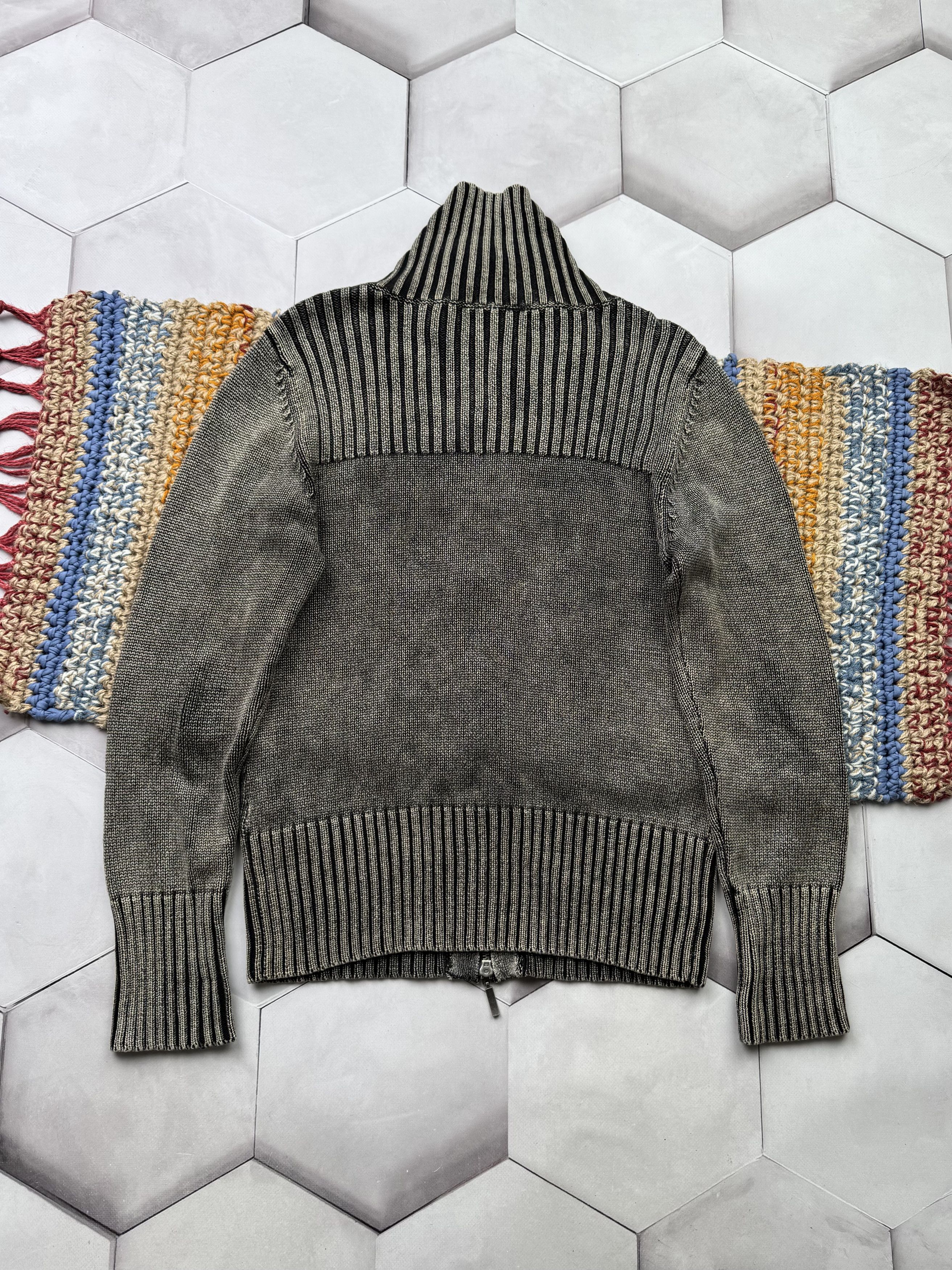 Japanese Brand Vintage Ribbed Faded Sweater (E4) Size M / US 6-8 / IT 42-44 - 4 Thumbnail