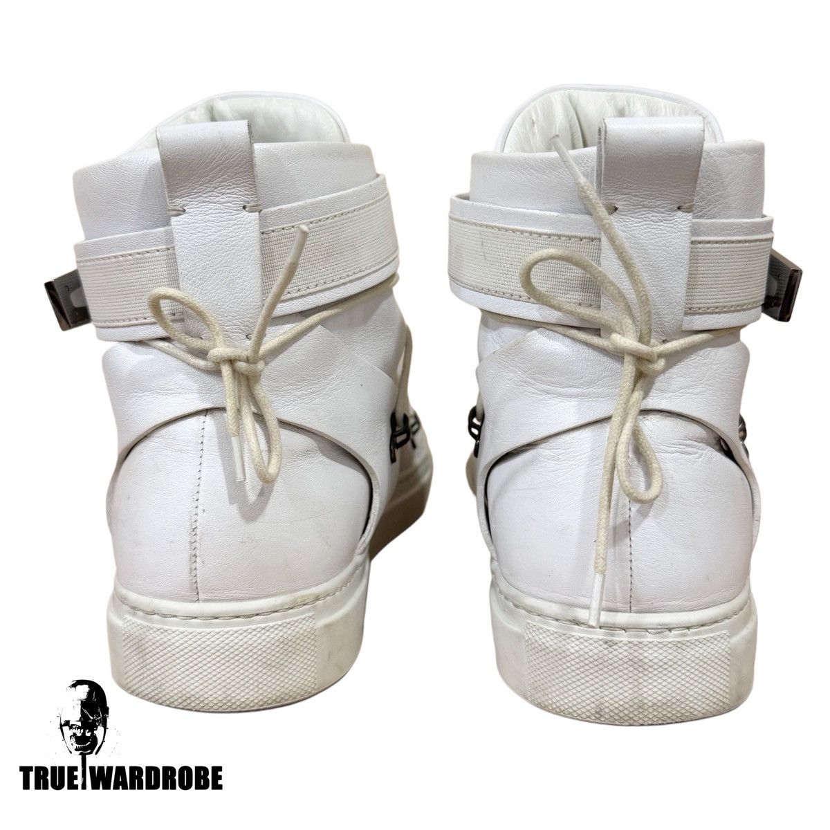 Versace 2015 Versace Palazzo Medusa Buckle Strap High Top White Size US 9 / EU 42 - 5 Thumbnail