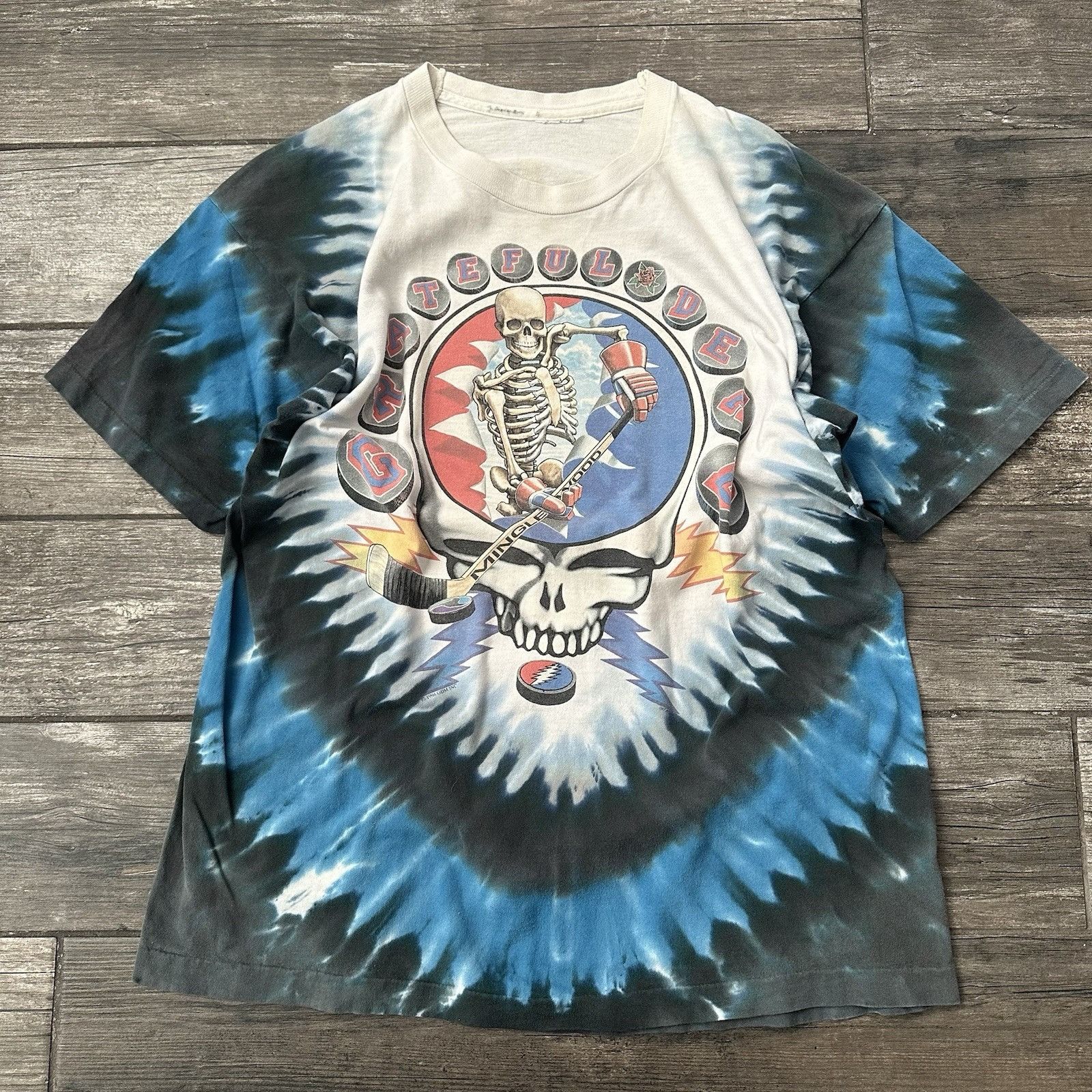 Vintage VTG GRATEFUL DEAD SKIING SKELETON WGITE BLUE BAND PROMO T-SH Size US L / EU 52-54 / 3 - 1 Thumbnail