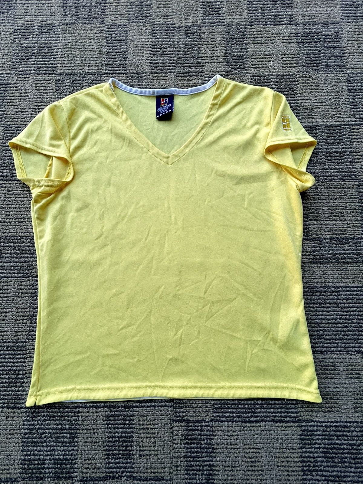 Nike Vtg Nike Andre Agassi Challenge Court Yellow T-shirt T-shirt Size M / US 6-8 / IT 42-44 - 1 Thumbnail