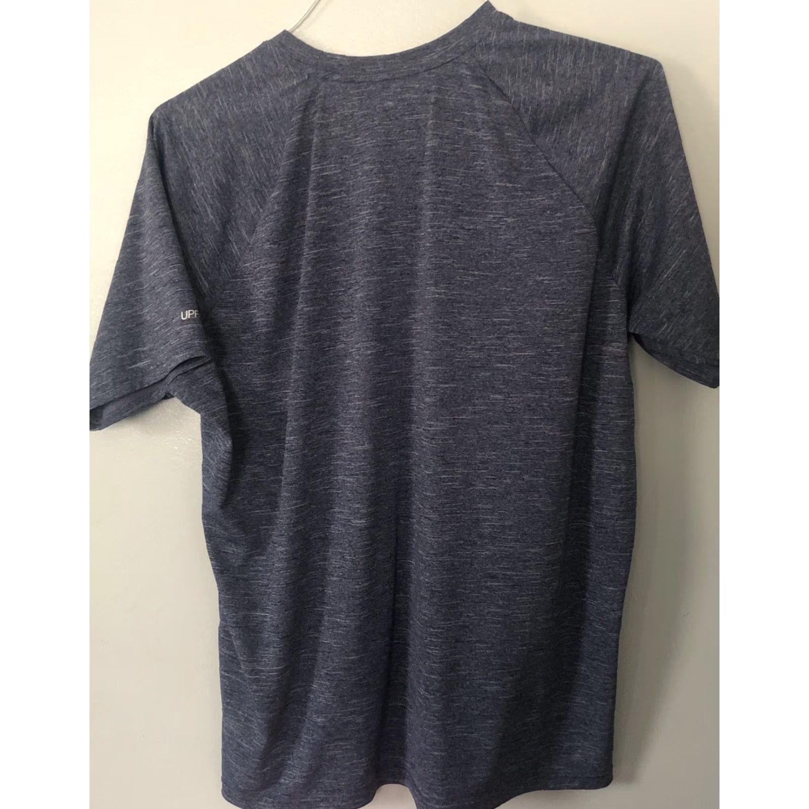 Nike Nike Mens Shirt Dri-FIT Swim T-Shirt Short Sleeve UPF 40+ Gray Sz L Regular Logo Nike Swim Dri-FIT Men’s Tee Size US L / EU 52-54 / 3 - 5 Thumbnail