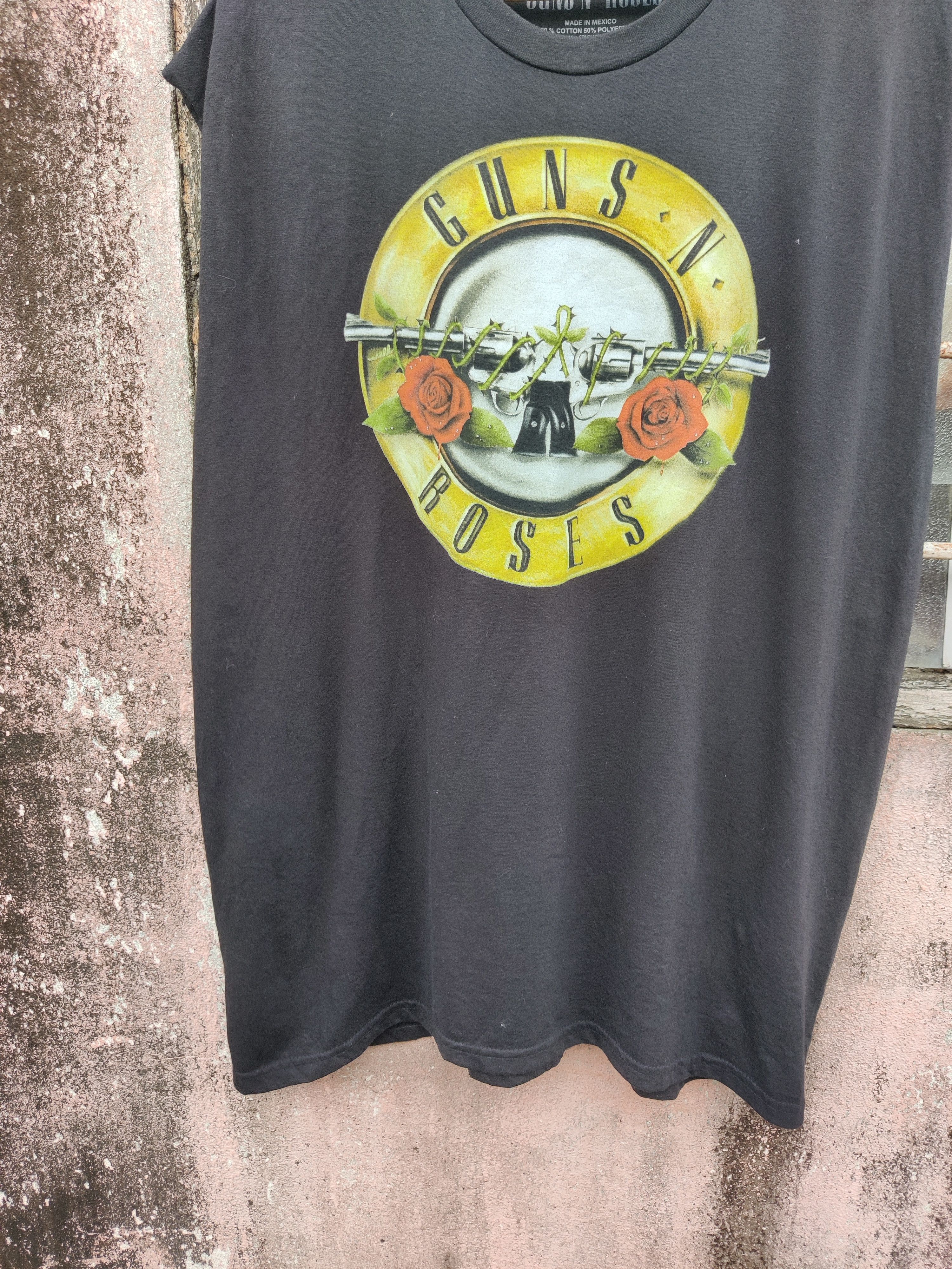 Band Tees Vintage Gun N' Roses Sleeveless Rock Band Shirt Size US XL / EU 56 / 4 - 4 Thumbnail