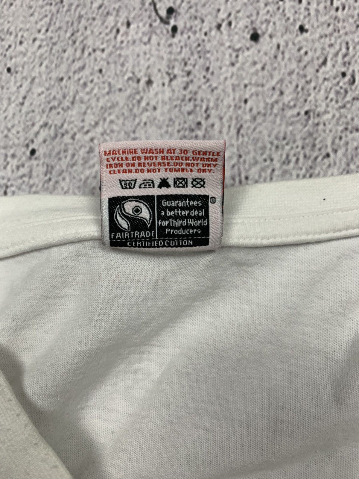Japanese Brand × Stella McCartney × Vintage Comic Relief Stella McCartney Tee Vintage Avantgarde Y2k Size US L / EU 52-54 / 3 - 6 Thumbnail