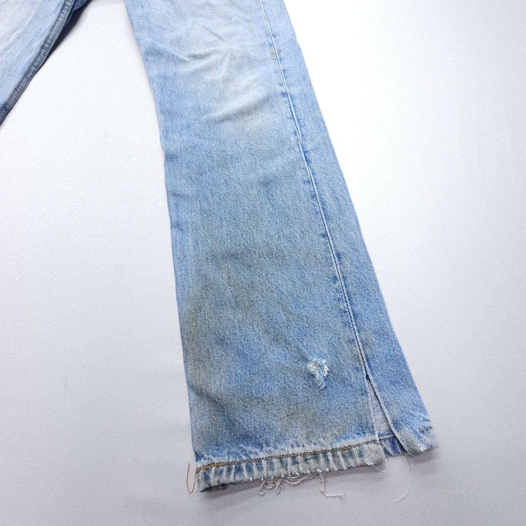 Levi's VTG Levi's 501 Jeans Mens 32 x 36 Button Fly Straight Denim Blue 90s USA 5-Pocket Regular Fit Size US 32 / EU 48 - 6 Thumbnail