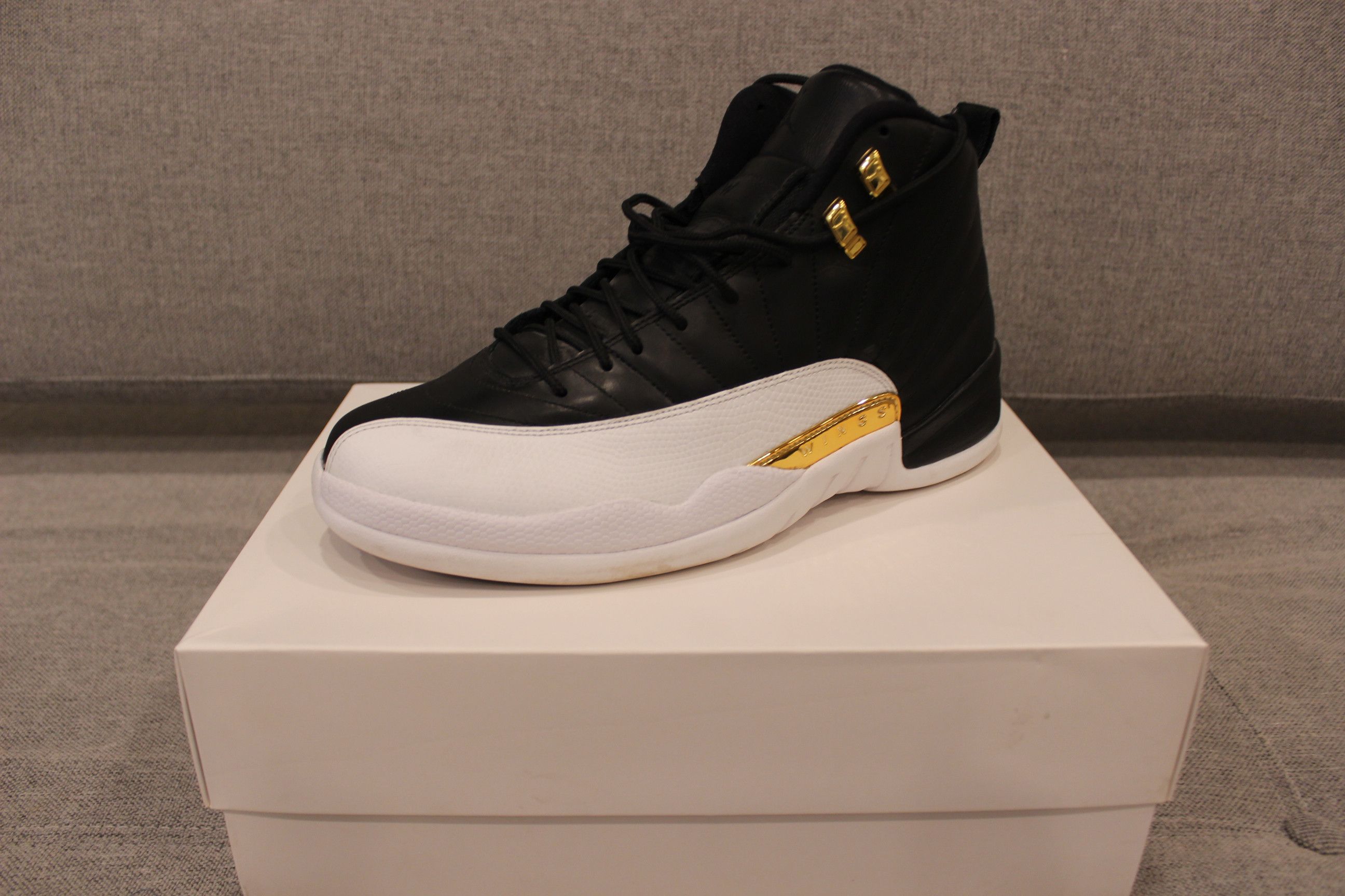 Jordan Brand Jordan 12 Retro Wings 848692-033 Size US 10 / EU 43 - 1 Thumbnail