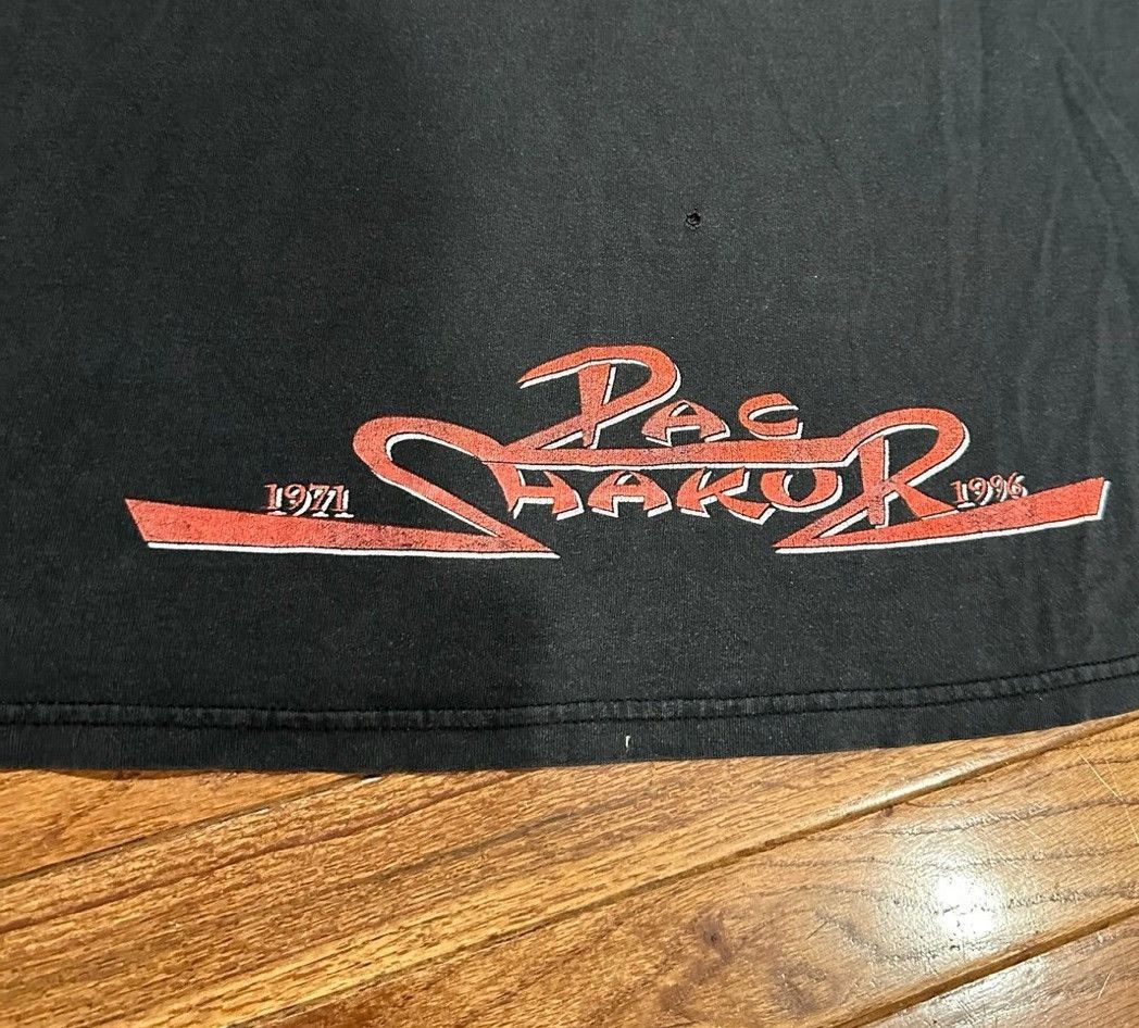 Vintage 1996 Tupac memorial rap tee Size US XL / EU 56 / 4 - 6 Thumbnail