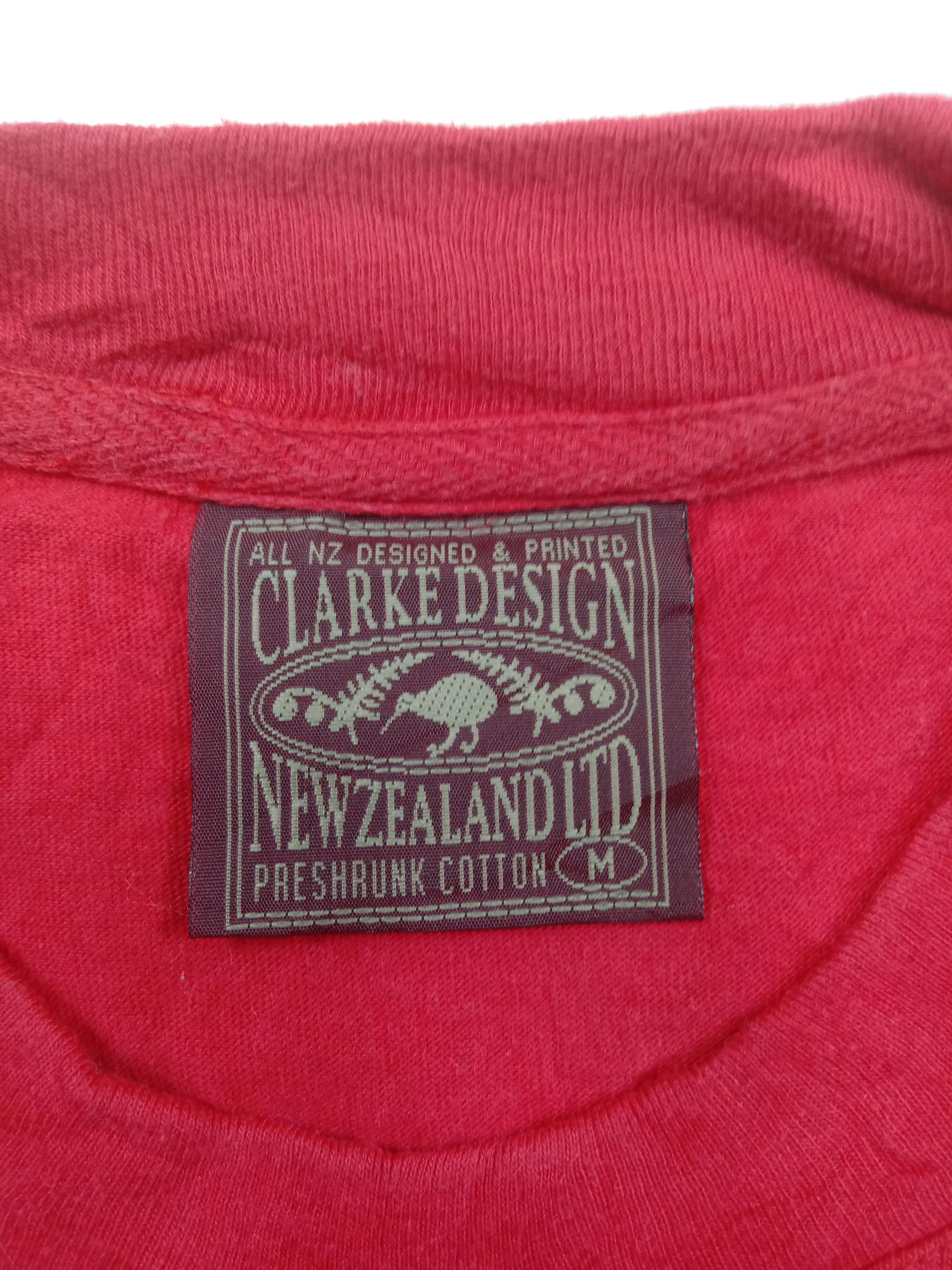 Vintage Vintage Clarke Design New Zealand Kewi T Shirt Size US M / EU 48-50 / 2 - 6 Thumbnail