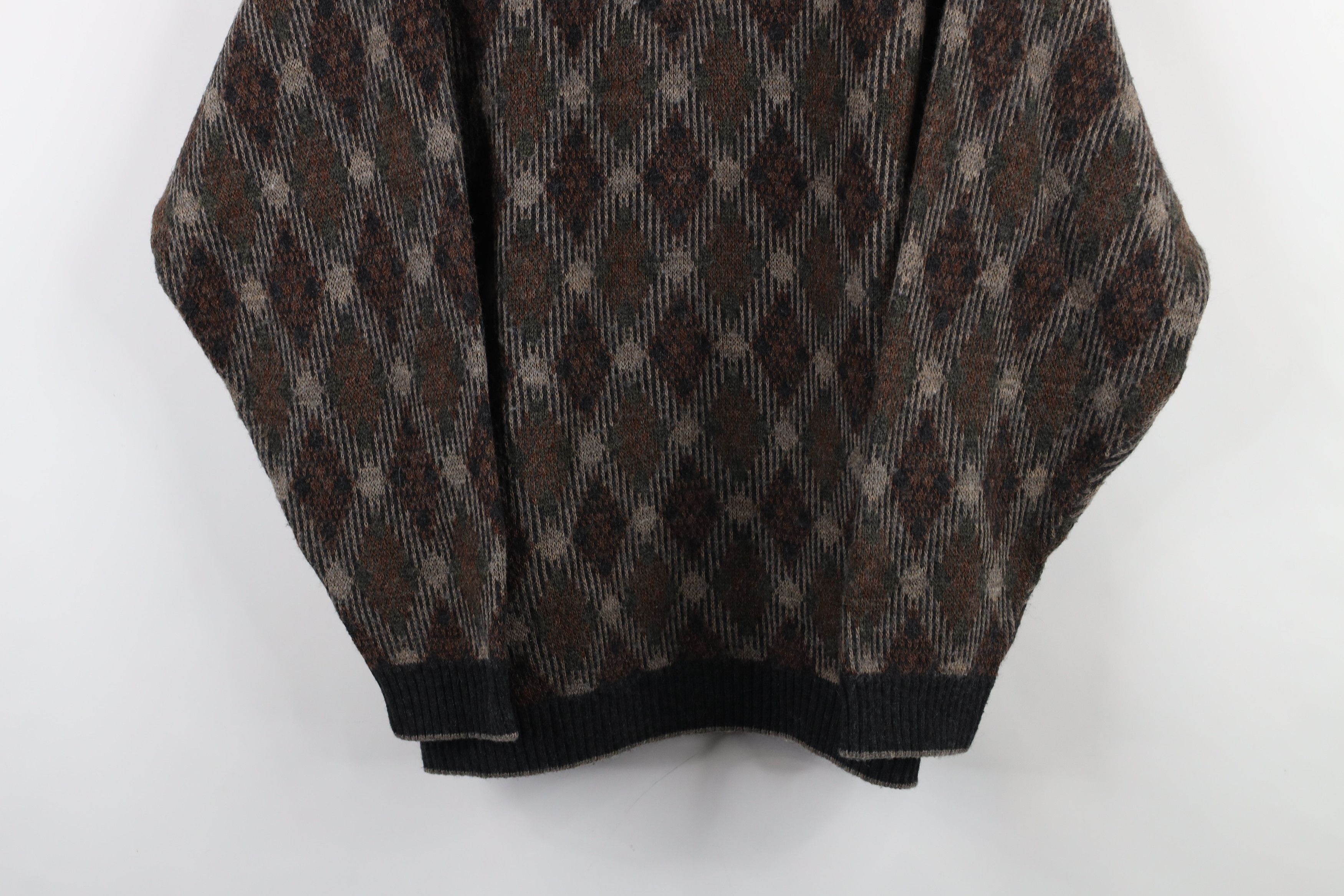 Vintage Vintage 90s Streetwear Diamond Collared Sweater Earth Tone Size US L / EU 52-54 / 3 - 3 Thumbnail
