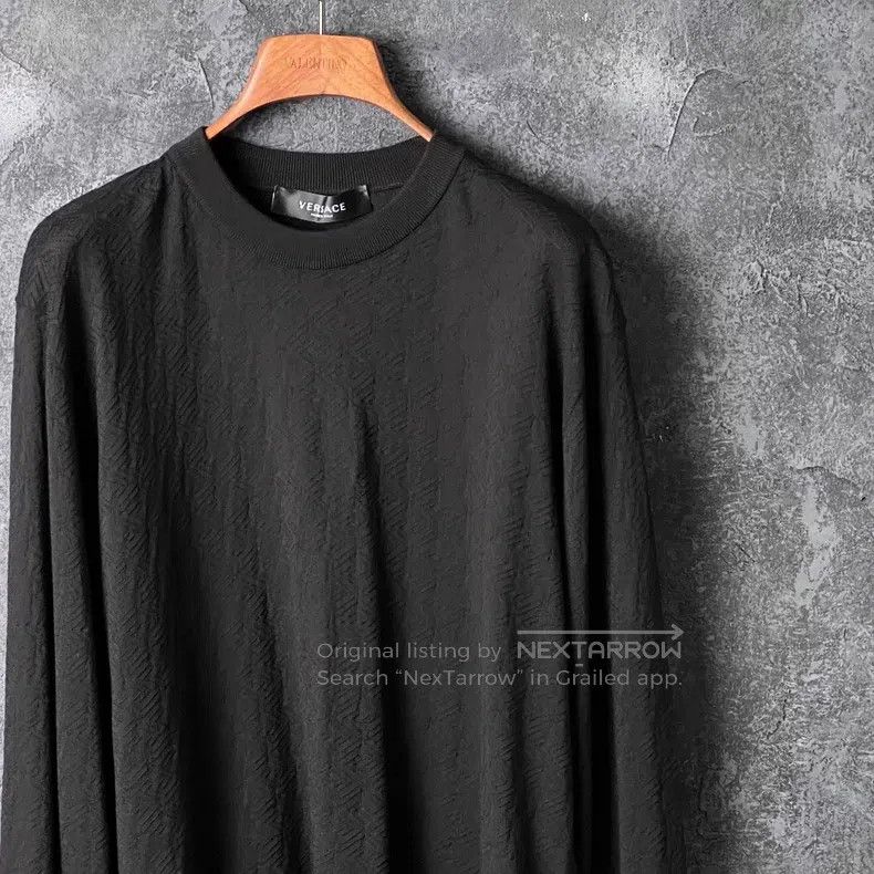 Versace Versace Black crew neck sweater Size US XS / EU 42 / 0 - 3 Thumbnail