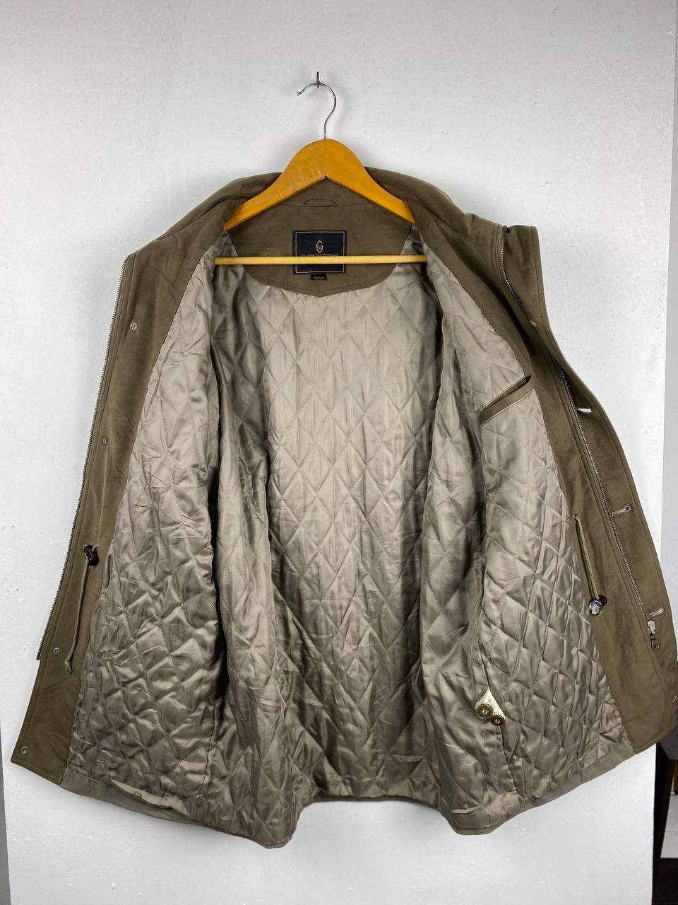 Gianni Valentino gianni valentino light jacket quilted lining nice design Size US M / EU 48-50 / 2 - 6 Thumbnail