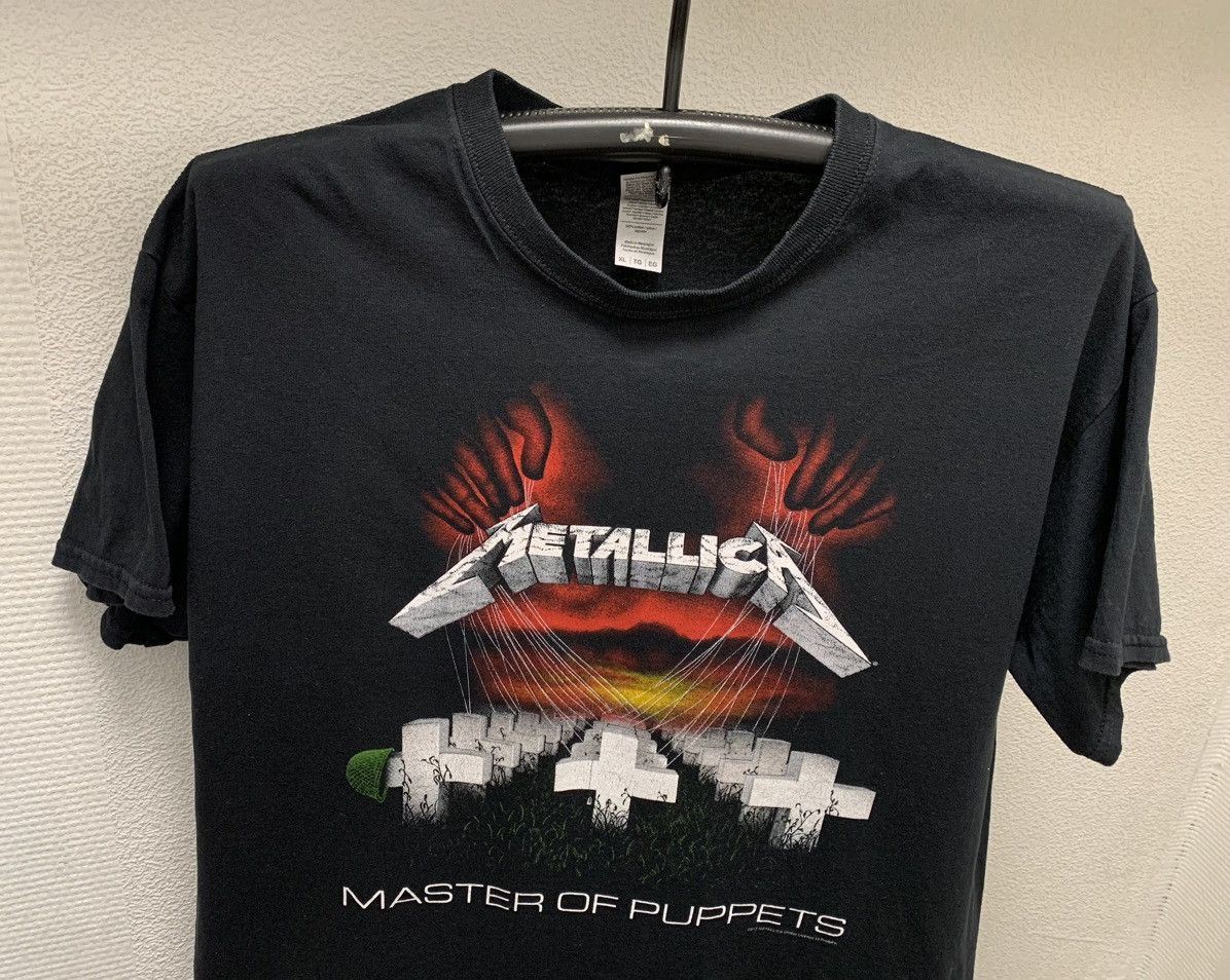 Metallica Metallica vintage black t-shirt Xl master of puppets oasis Size US XL / EU 56 / 4 - 2 Thumbnail