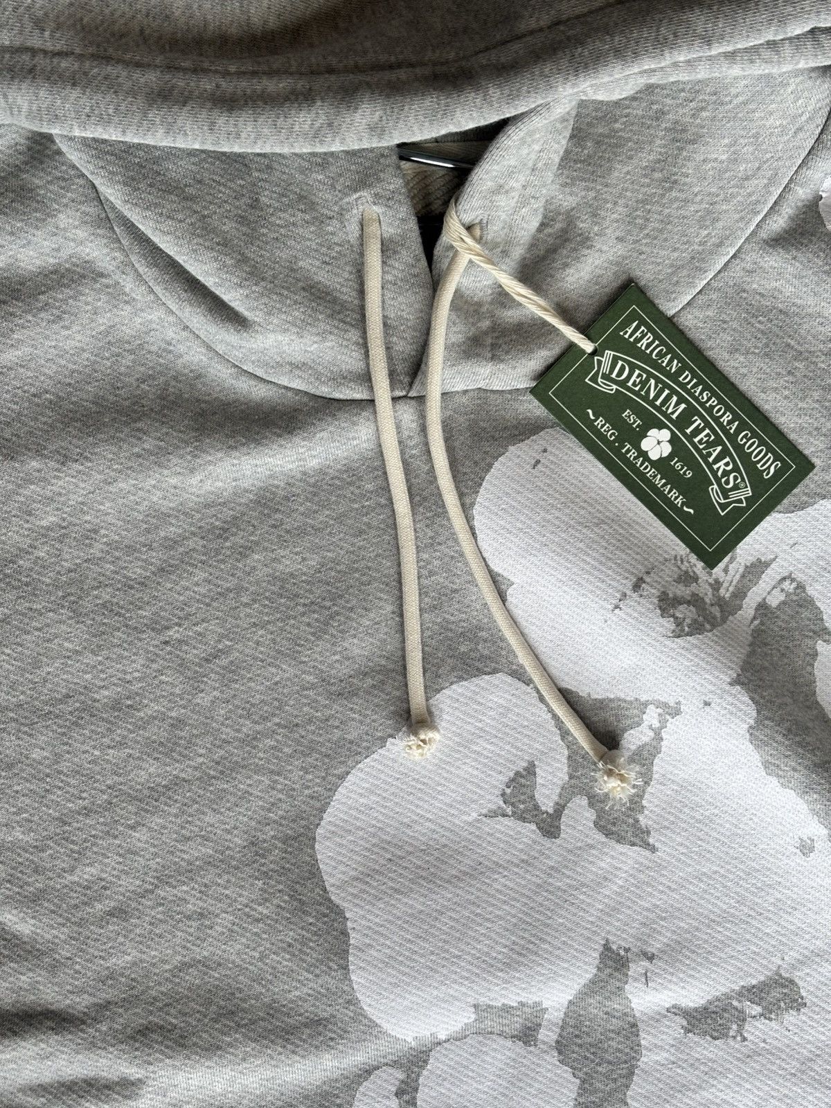 DENIM TEARS DENIM TEARS BIG COTTON GREY HOODIE SIZE XXL Size US XXL / EU 58 / 5 - 3 Thumbnail