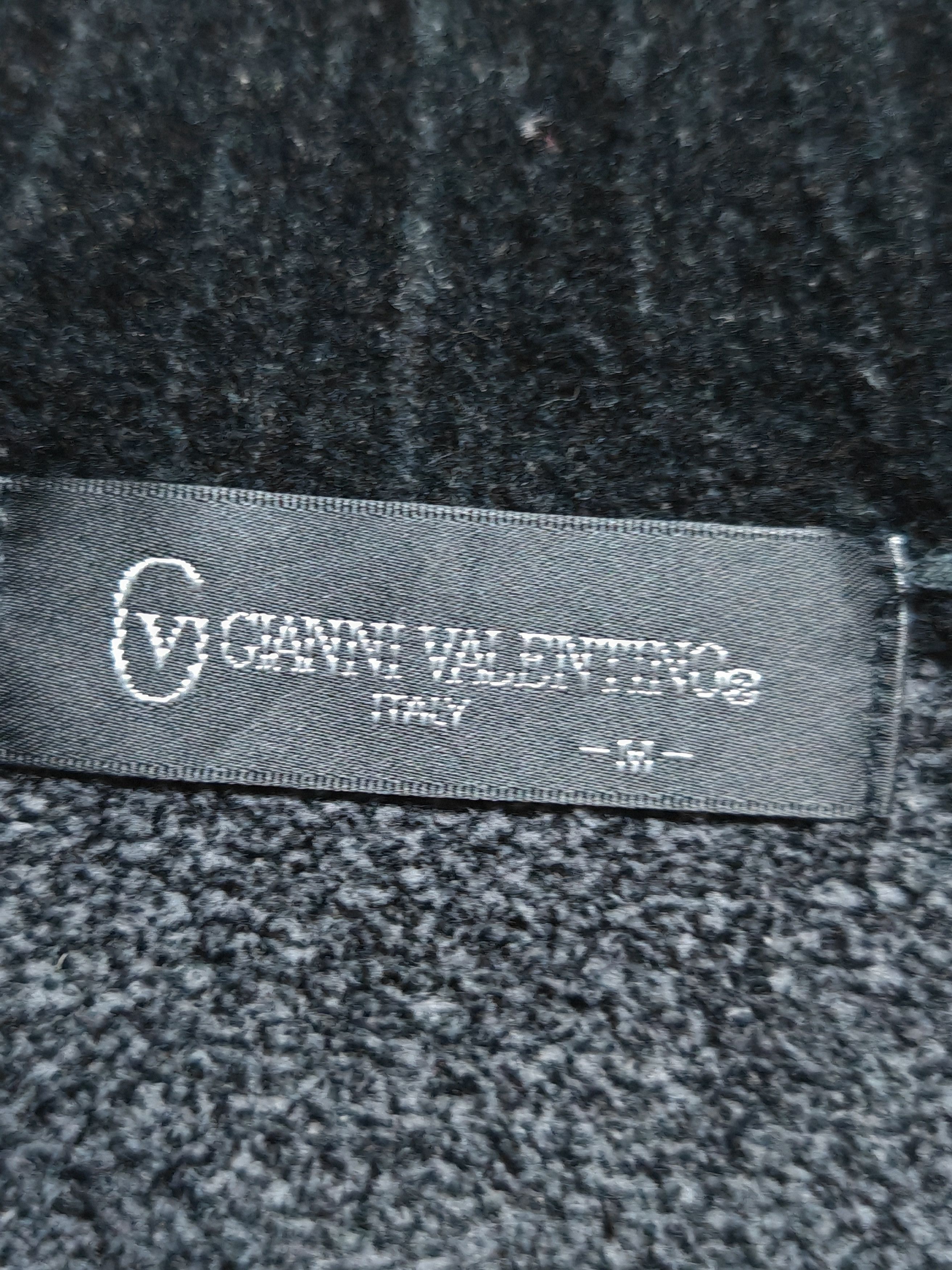 Gianni Valentino 🔥RARE GIANNI VALENTINO FUR SWEATER Size M / US 6-8 / IT 42-44 - 2 Thumbnail