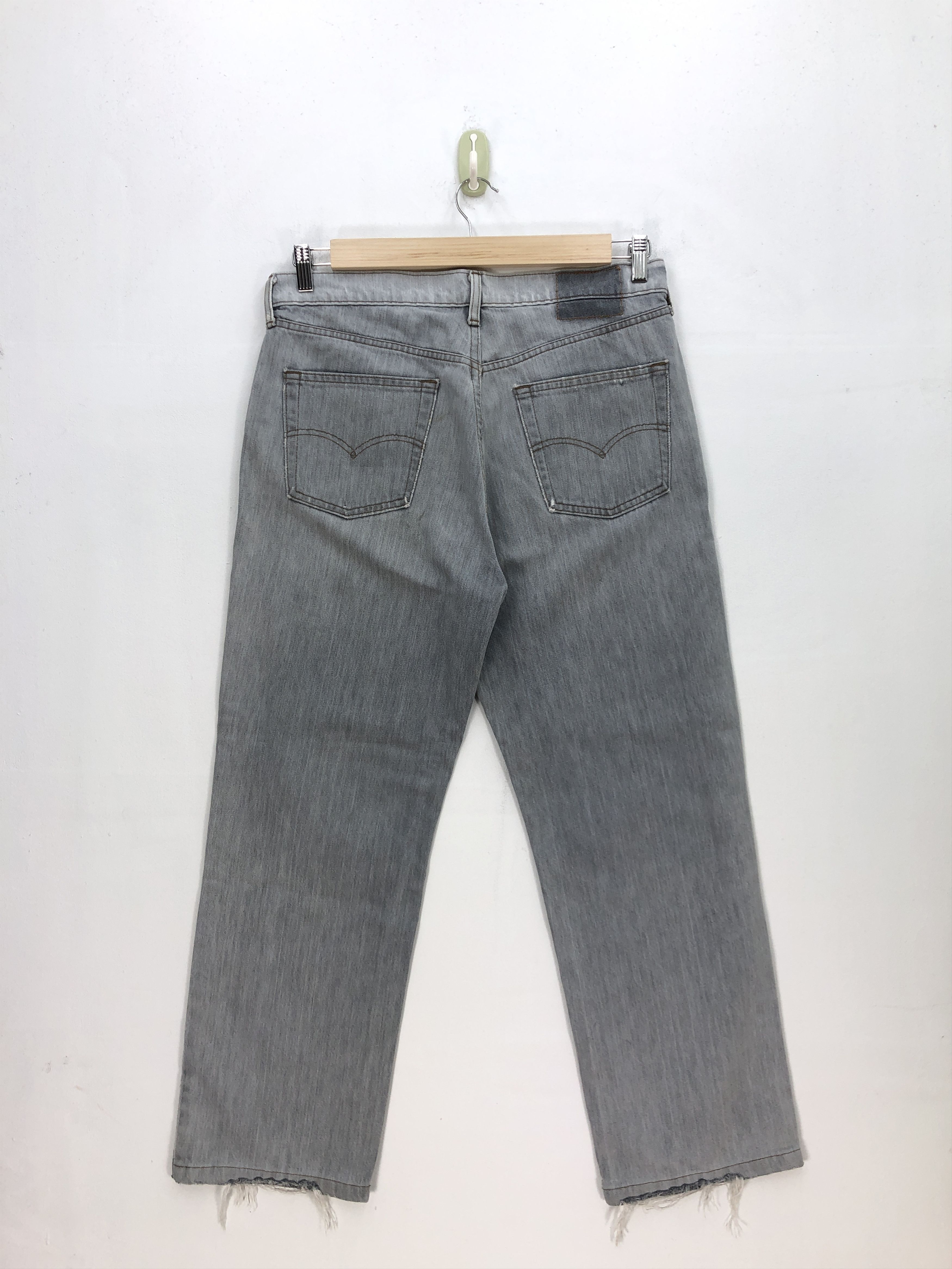 Levi's Vintage Levi's Faded Black Jeans Ash Gray Levis Denim Size US 34 / EU 50 - 2 Thumbnail