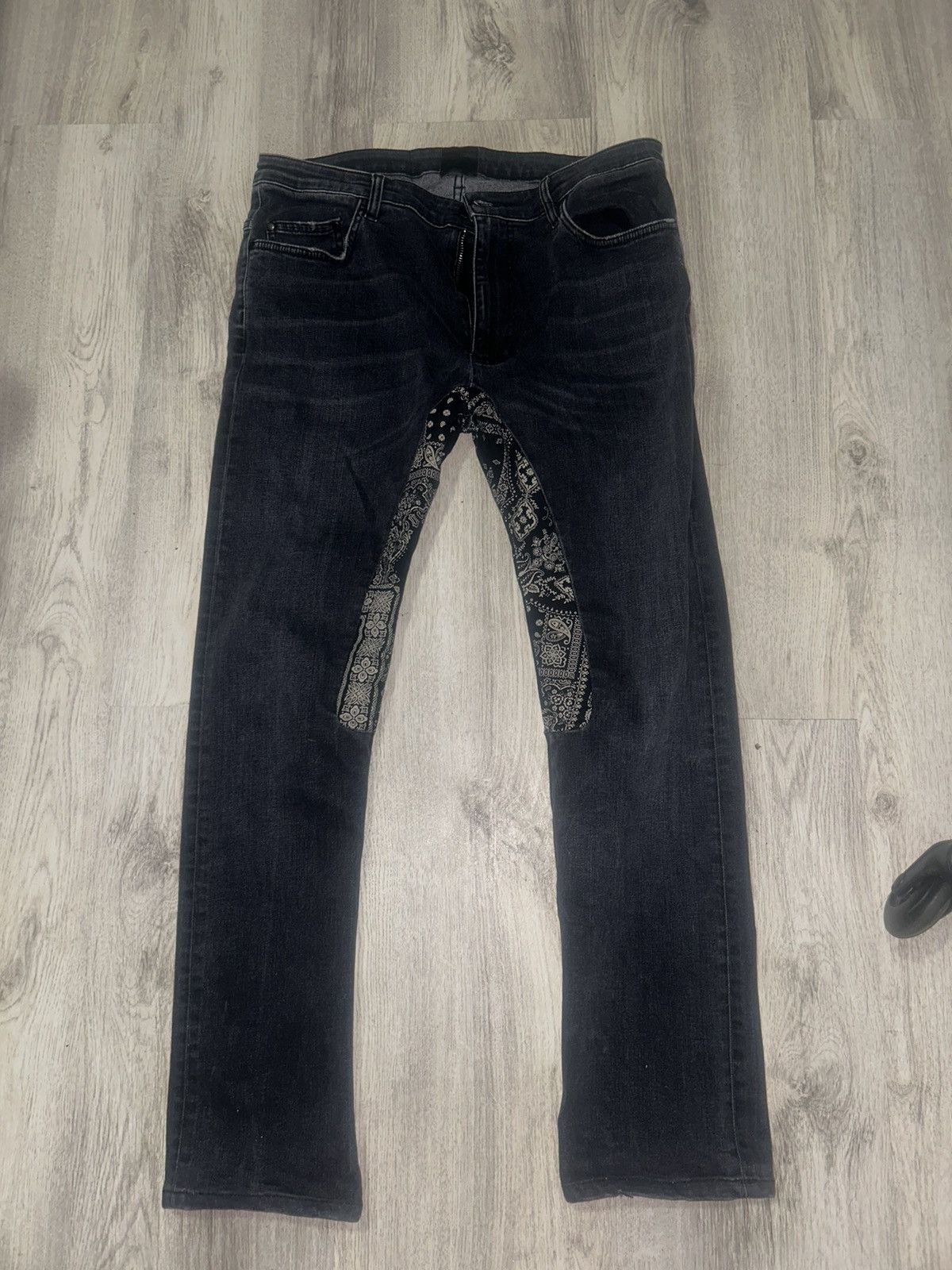 Alchemist Black Alchemist Bandana print Jeans Size US 32 / EU 48 - 1 Thumbnail