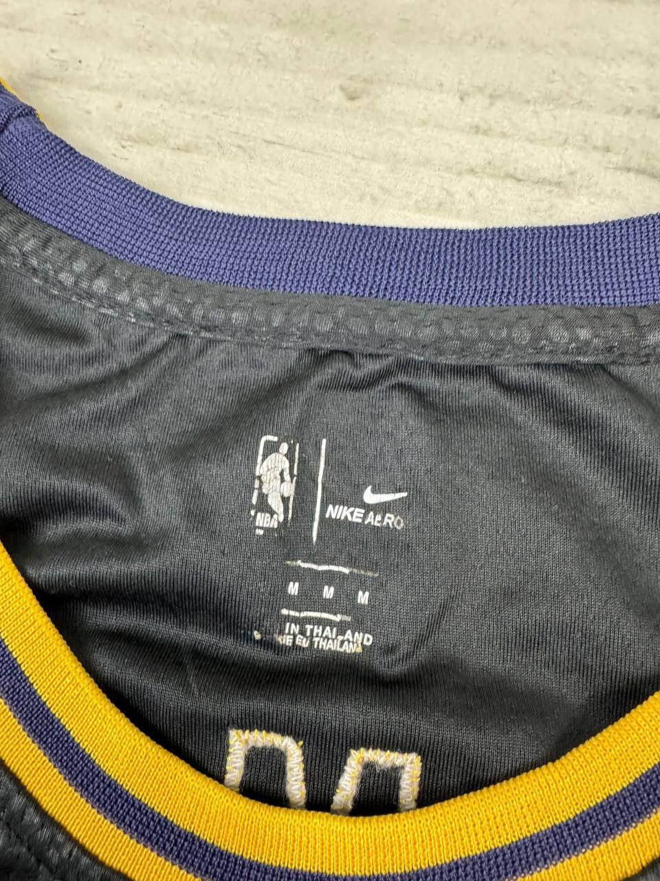 Nike Nike Lakers James #23 NBA Basketball Shirt Jersey Size US M / EU 48-50 / 2 - 6 Thumbnail