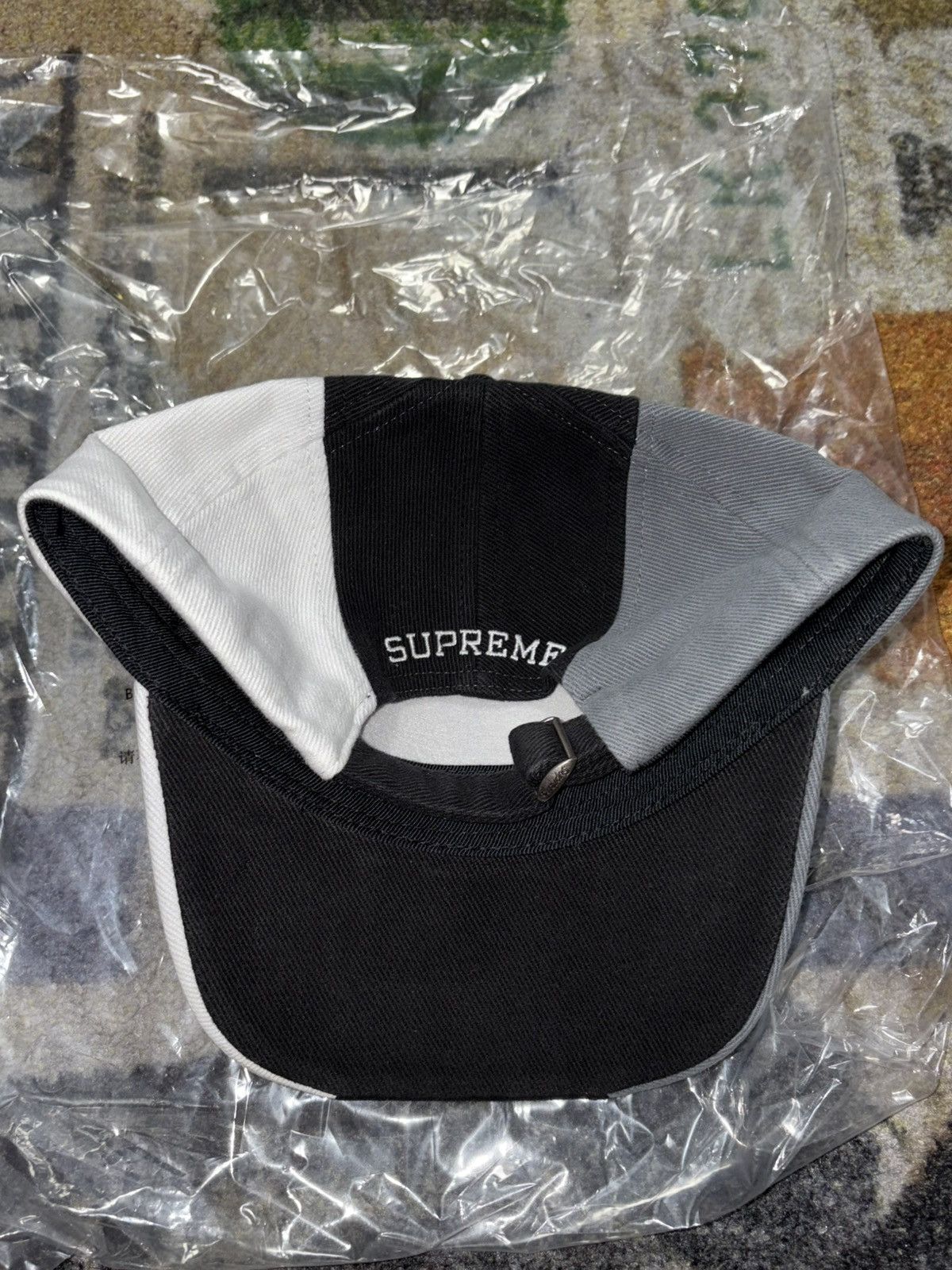 Supreme Supreme Crest 6-Panel Hat Size ONE SIZE - 3 Thumbnail